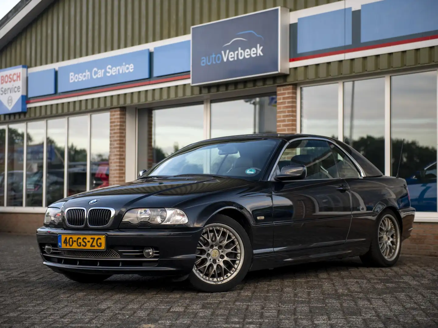 BMW 330 3-serie Cabrio 330Ci Executive | Hardtop | Meeneem Black - 2