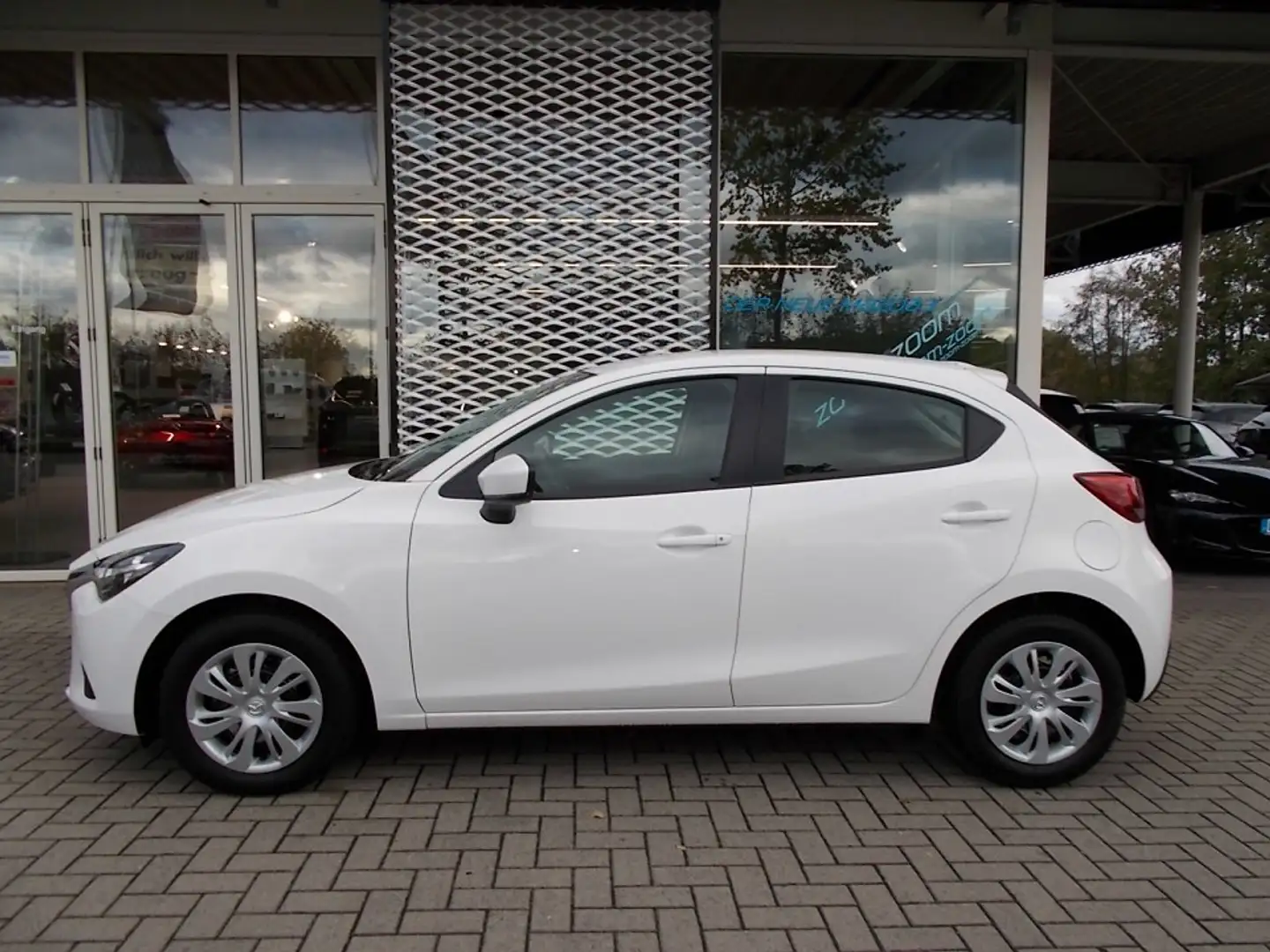 Mazda 2 Center-Line G-75 KLIMA BLUETOOTH TEMPOMAT USB ZV Wit - 2