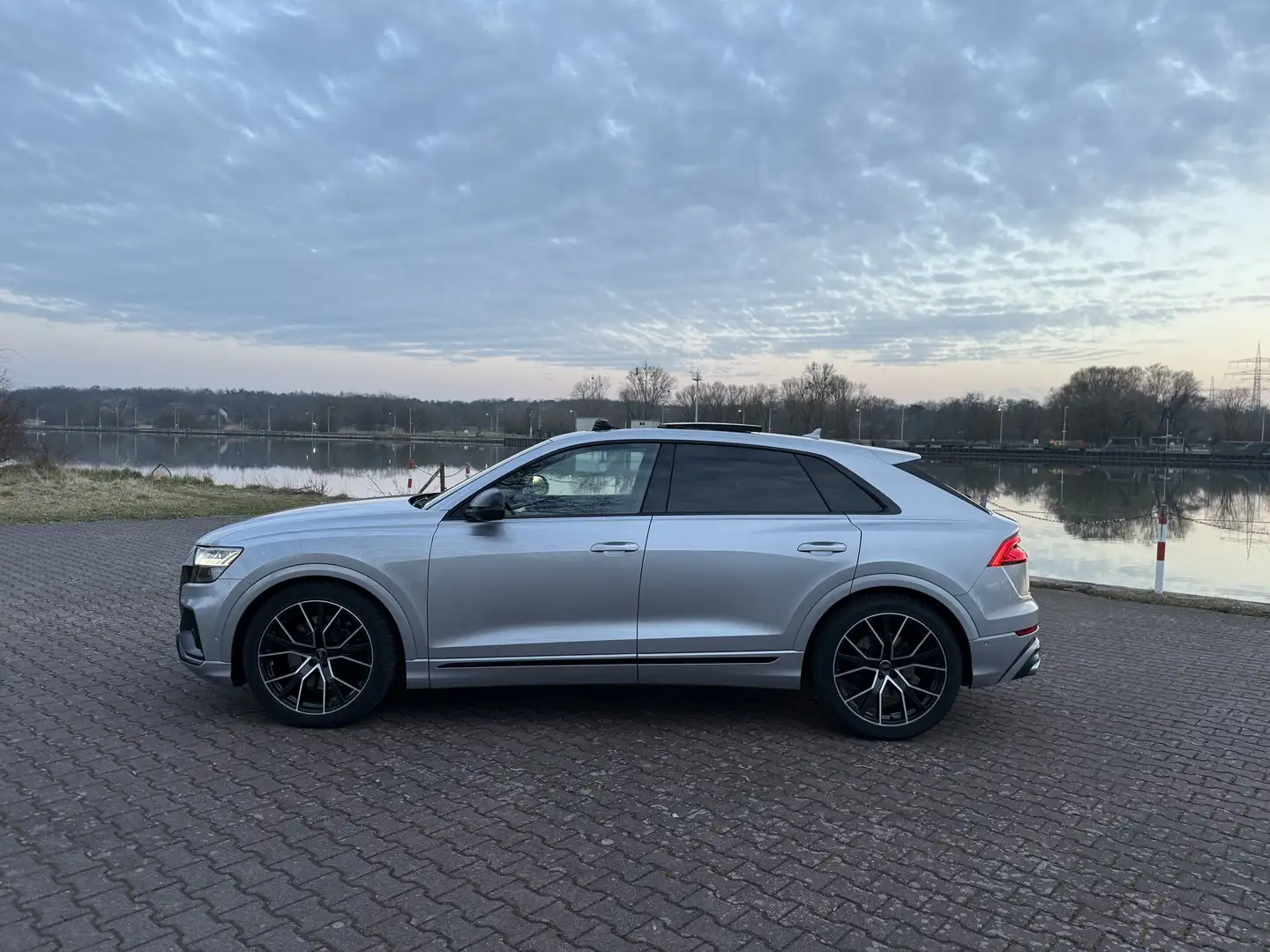 Audi SQ8 TDI quattro tiptronic Grau - 2