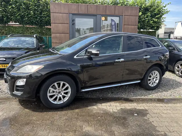 Mazda CX-7 view 3