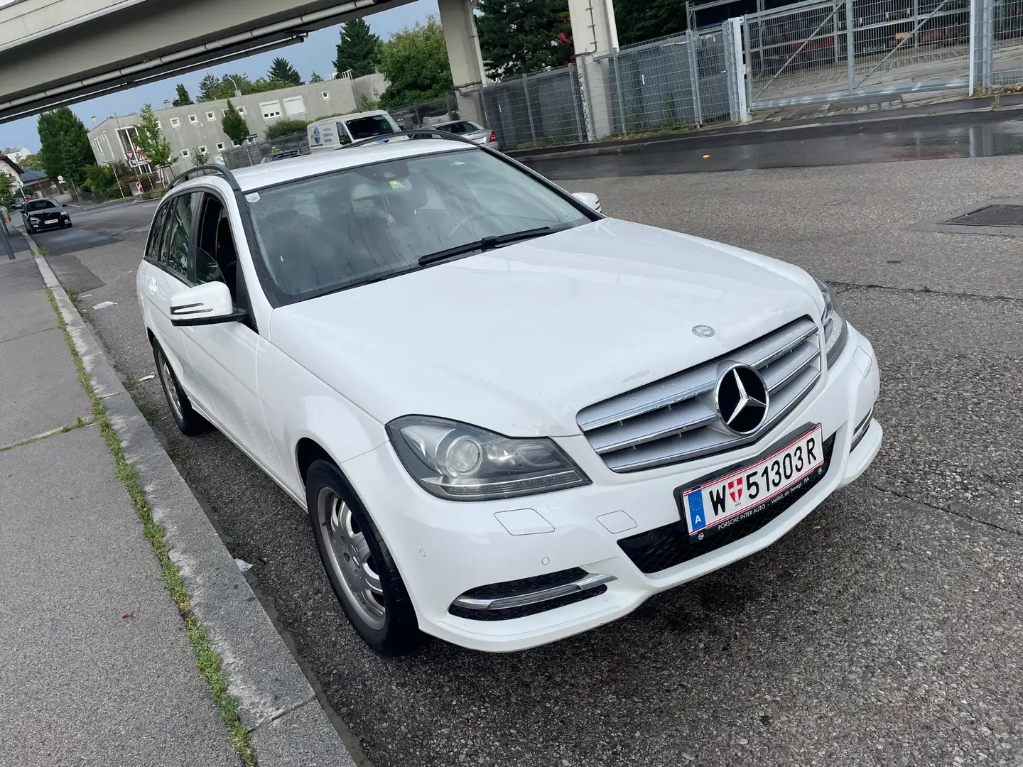 Mercedes-Benz C 180 T CDI BlueEfficiency - 1