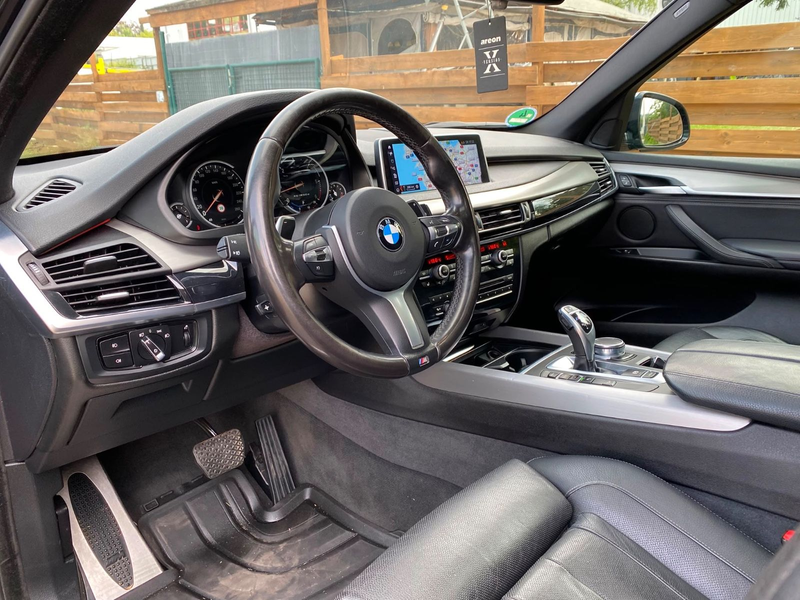 BMW X5 M50 d 1.Hand 7 Sitze — photo 9
