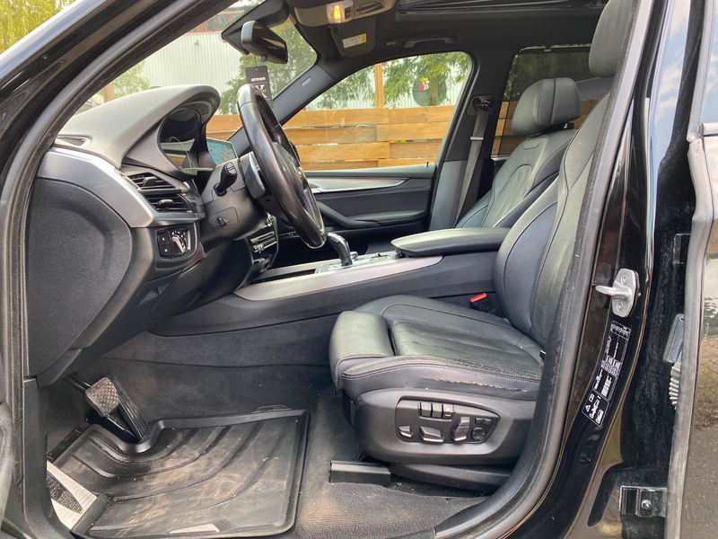 BMW X5 M50 d 1.Hand 7 Sitze — photo 8