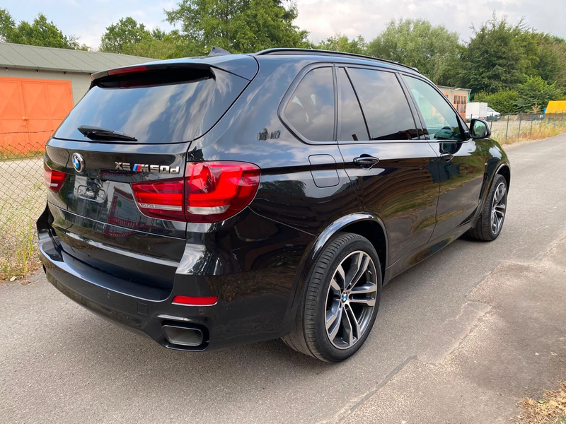 BMW X5 M50 d 1.Hand 7 Sitze — photo 14