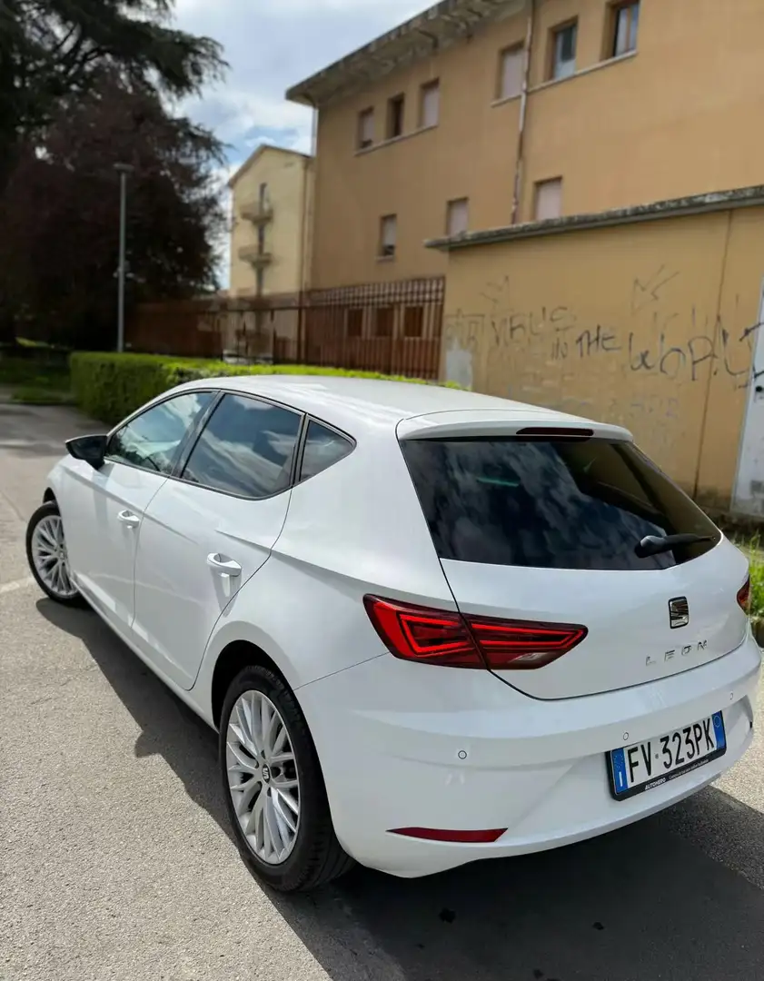 SEAT Leon 1.6 tdi Style 115cv dsg - 1