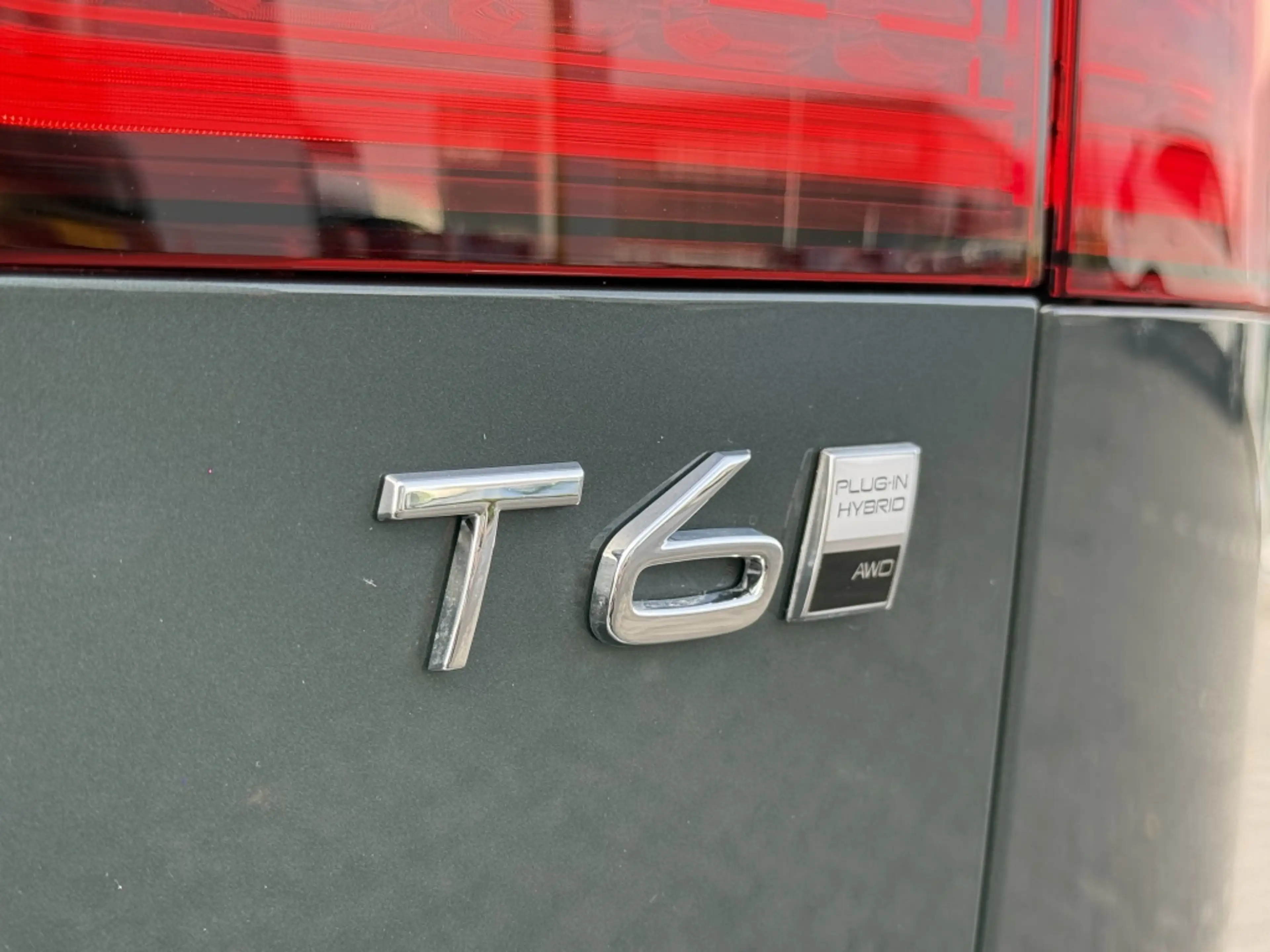 Volvo V60 T6 398PK Recharge Ultra Dark| Pano| 360Camera| Ada — photo 8