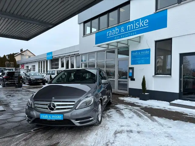Mercedes-Benz B 200 *Xenon/Kamera/Tempomat/Bluetooth*