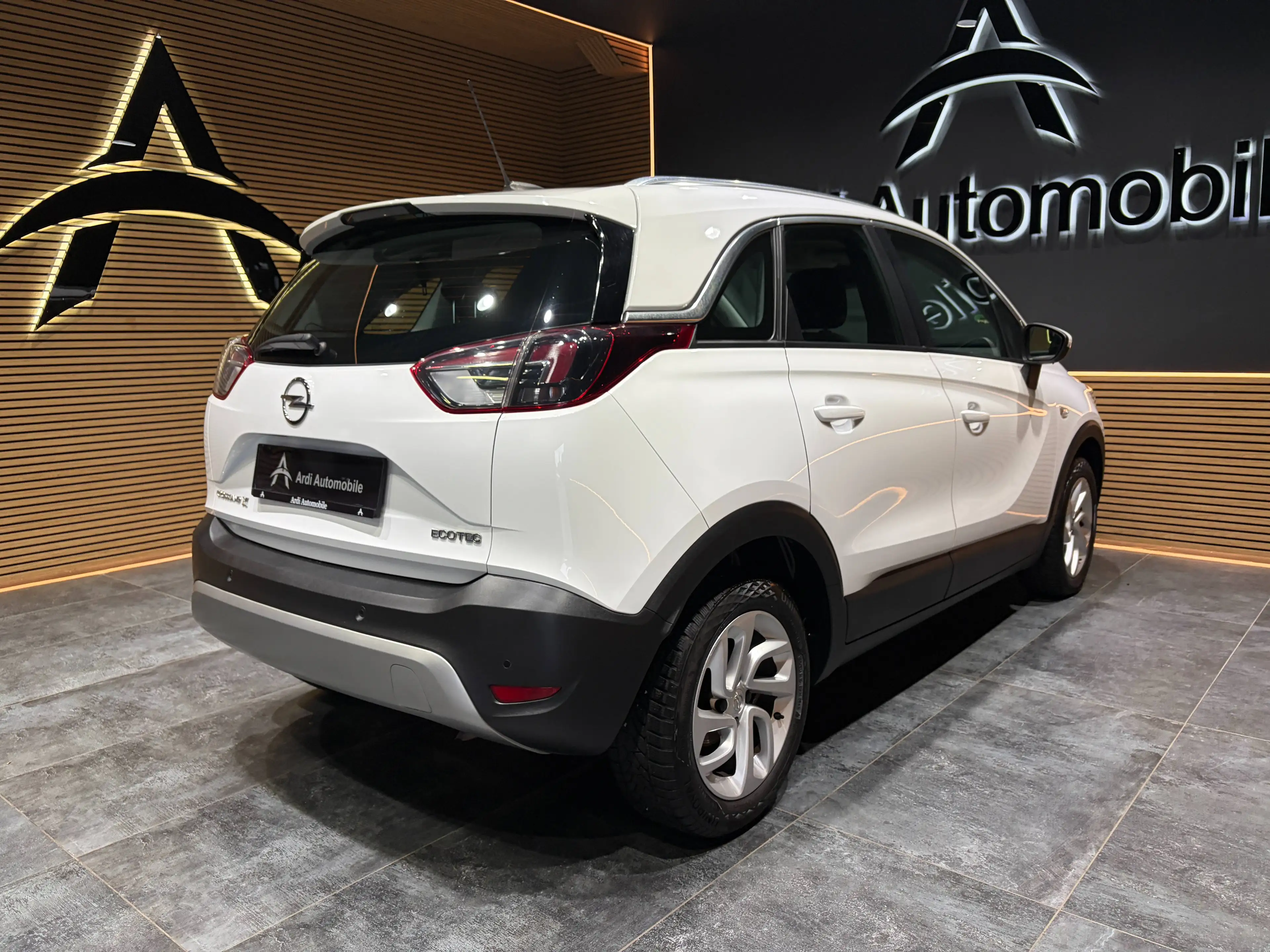Opel Crossland X 1.2 Turbo ECOTEC *CARPLAY*CRUISE*CAPTEUR AV+AR*GARANTIE* — photo 4