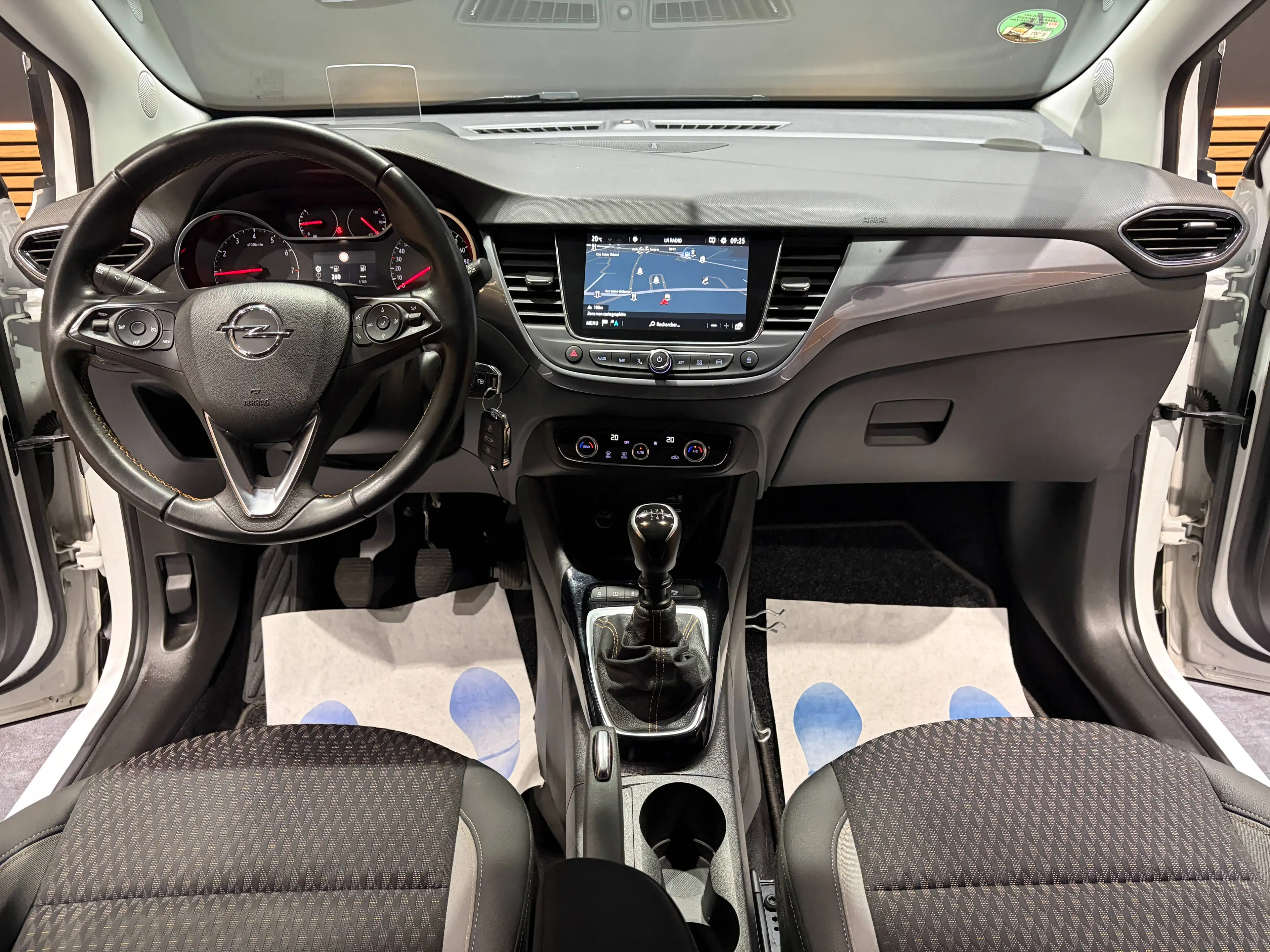 Opel Crossland X 1.2 Turbo ECOTEC *CARPLAY*CRUISE*CAPTEUR AV+AR*GARANTIE* — photo 8