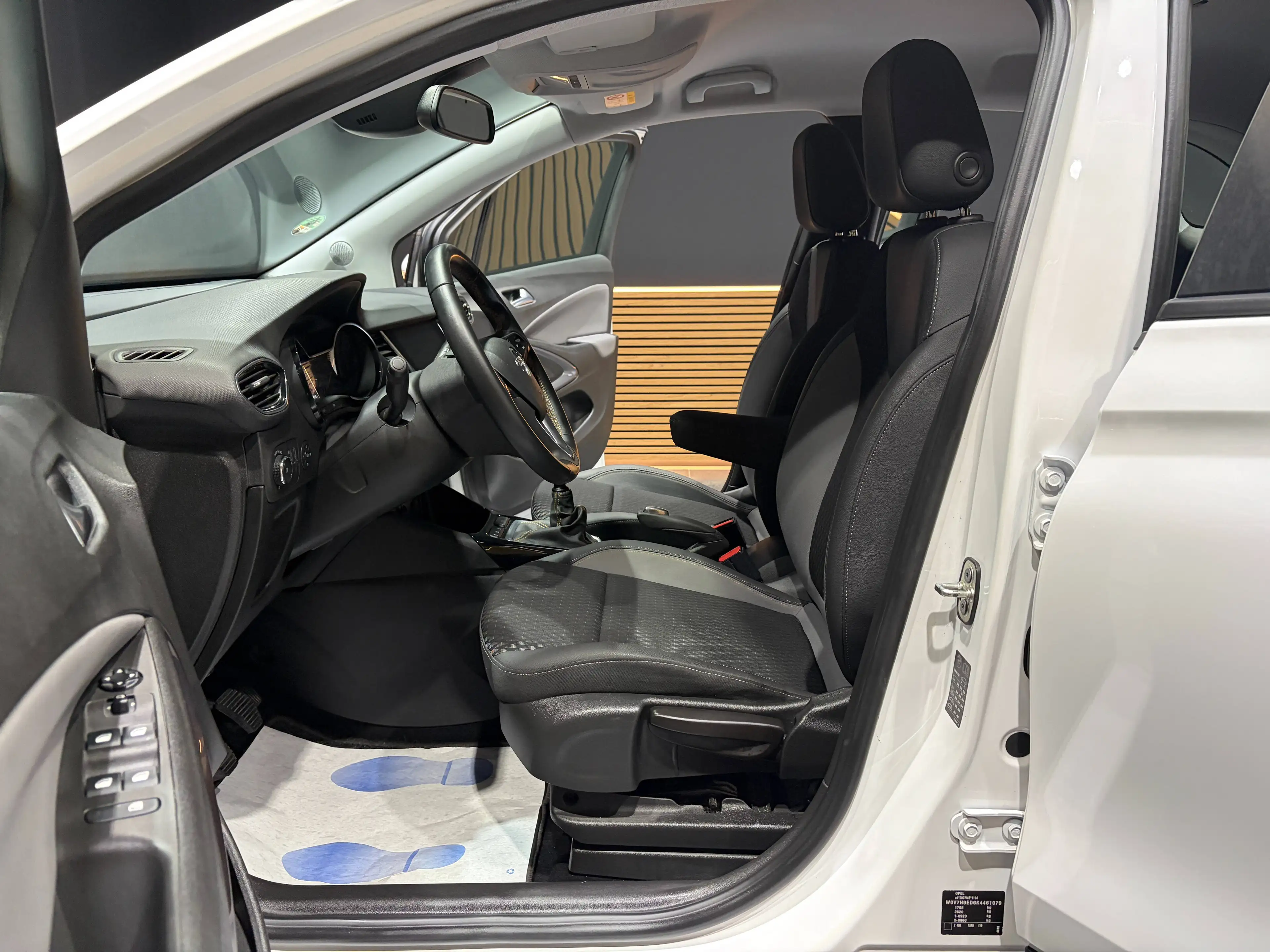 Opel Crossland X 1.2 Turbo ECOTEC *CARPLAY*CRUISE*CAPTEUR AV+AR*GARANTIE* — photo 7