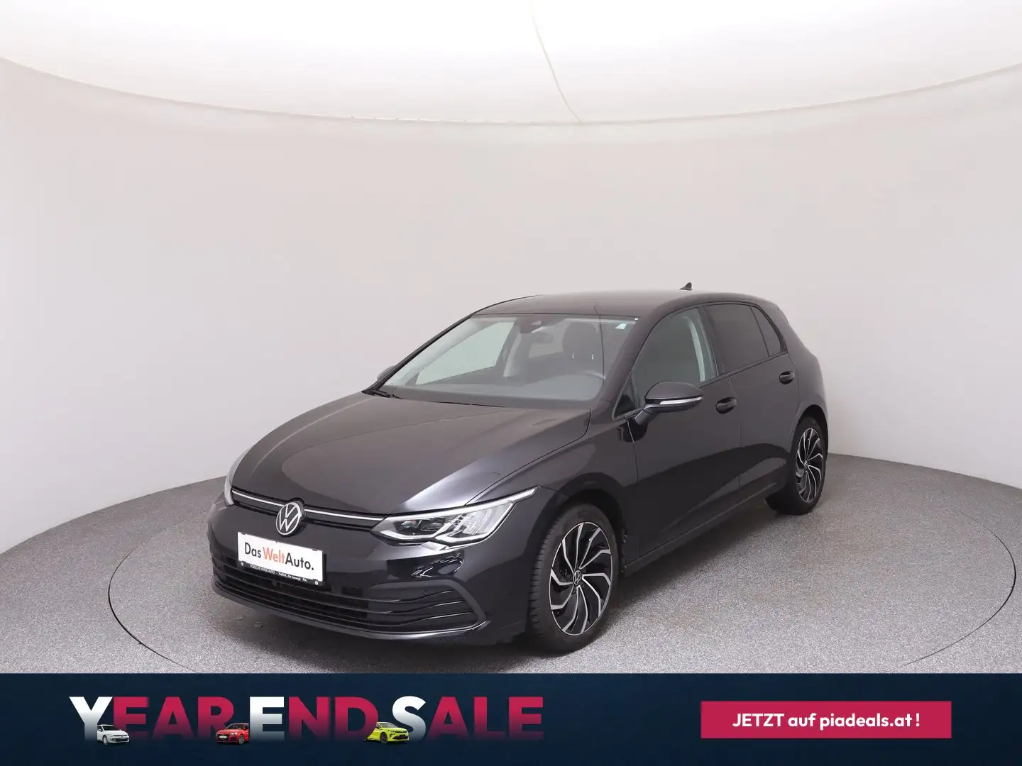Volkswagen Golf Life mHeV TSI DSG Zwart - 1