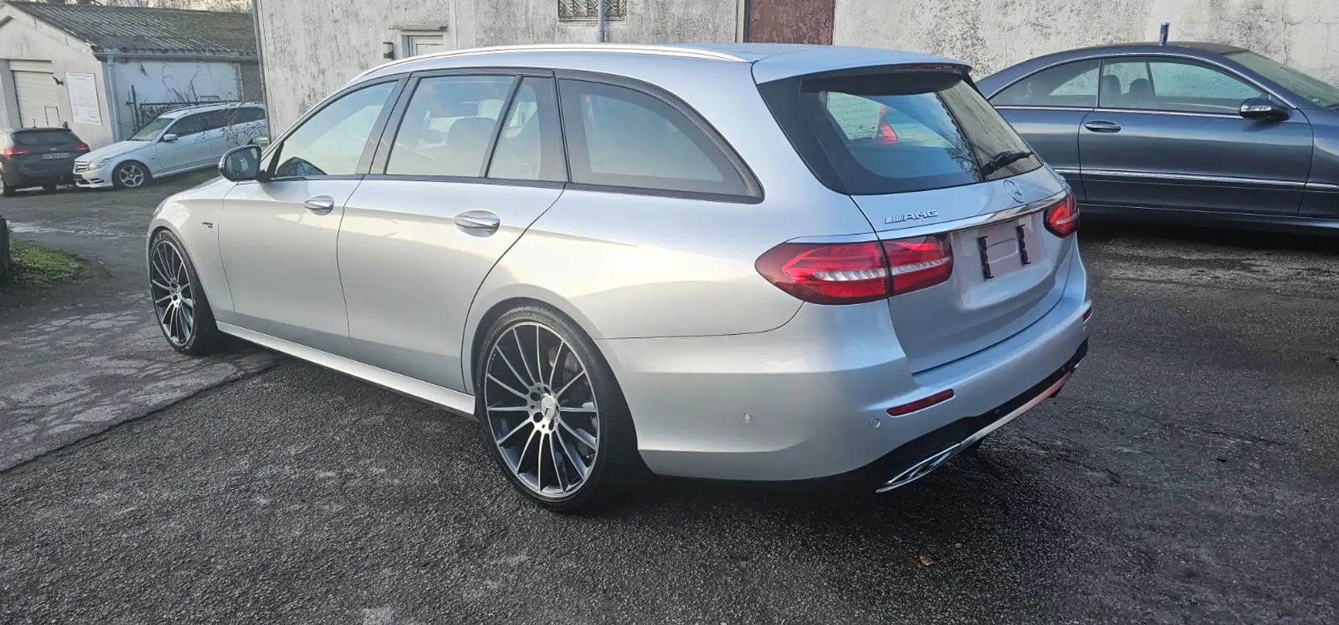 Mercedes-Benz E 43 AMG AMG E 43 4Matic T 9G-TRONIC Silber - 2