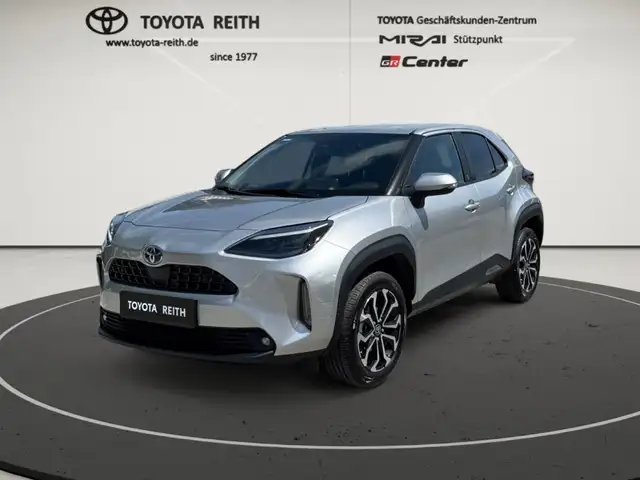 Toyota Yaris Cross Hybrid FWD Team Deutschland Navi LED ACC El. Heckk