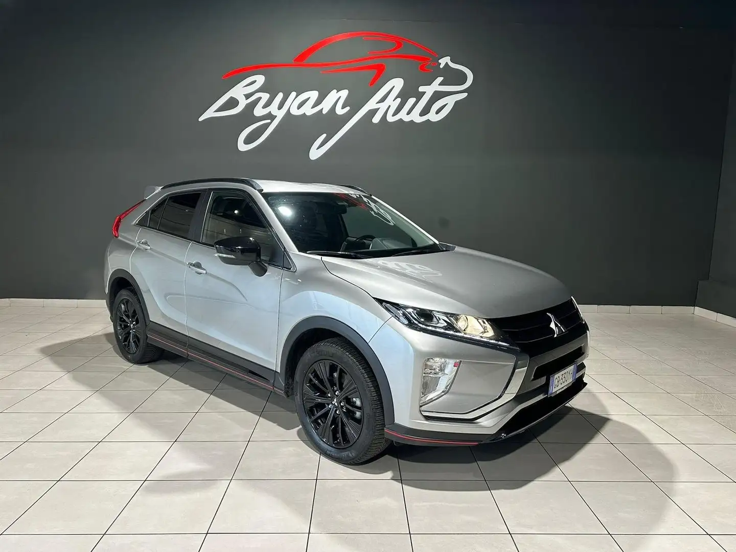 Mitsubishi Eclipse Cross 2.2 Diamond 4wd auto Grigio - 2