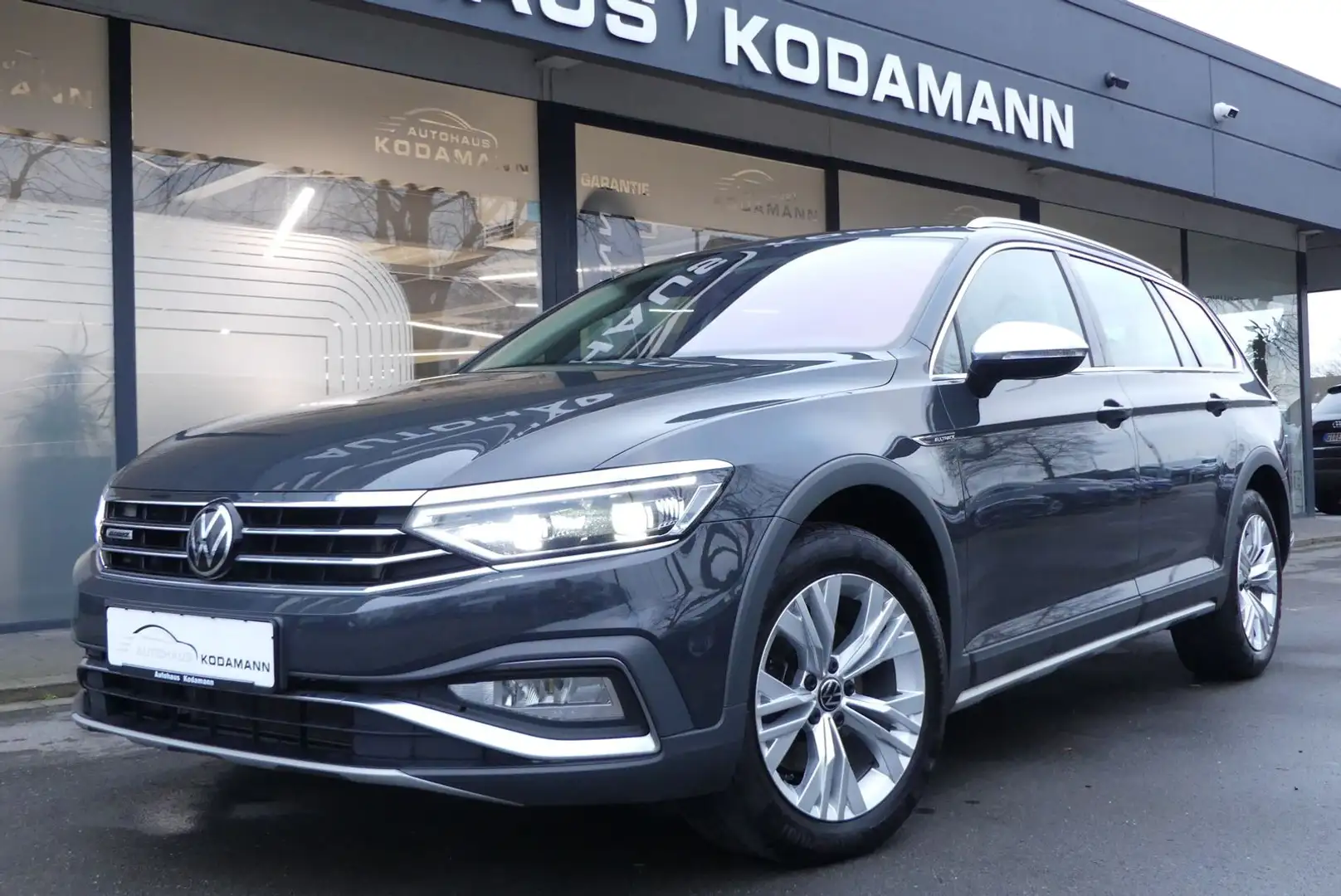 Volkswagen Passat Alltrack 4Motion 2.0TDI*Pano*Matrix*AHK* Gris - 1
