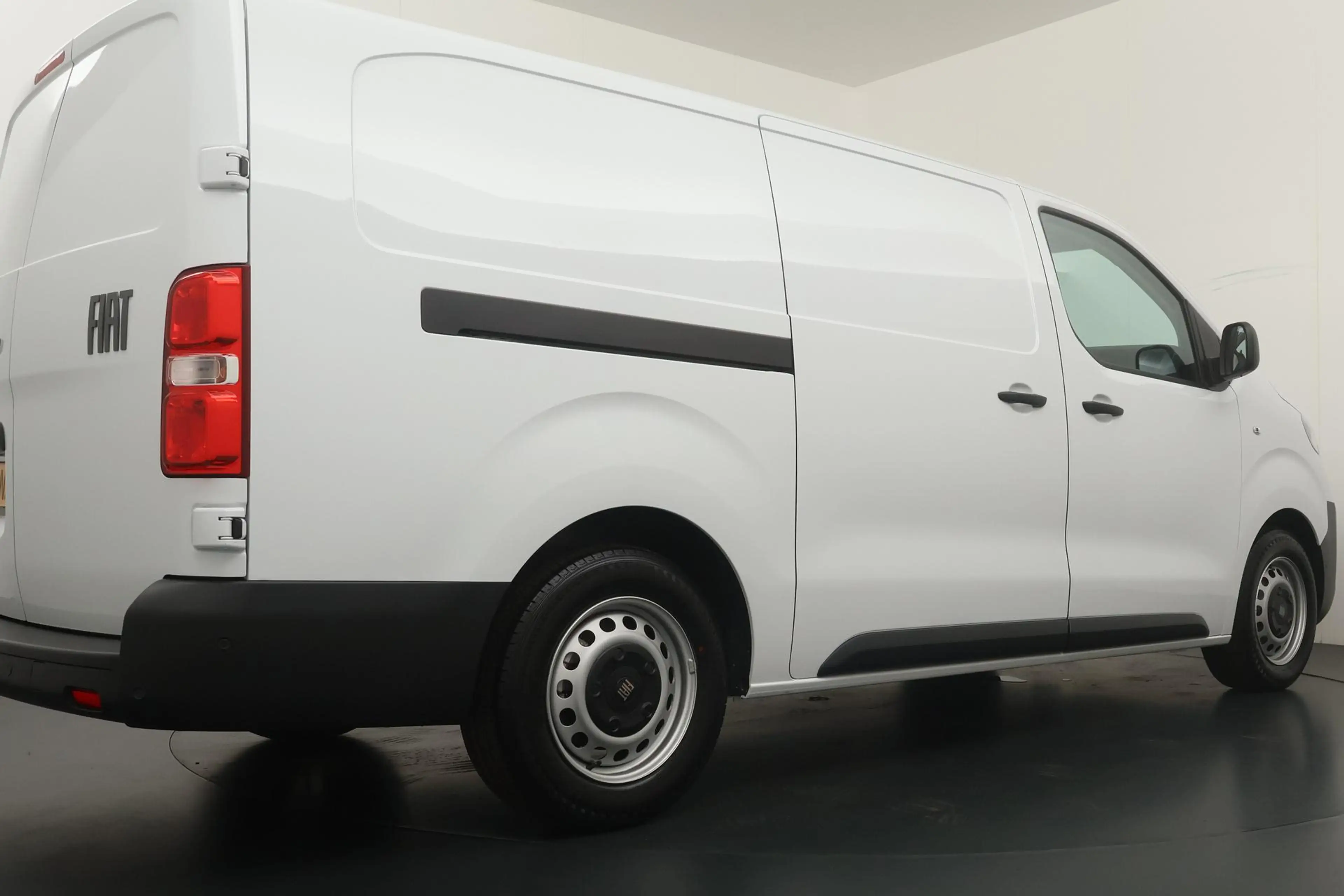 Fiat Scudo e-Scudo L3 75 kWh | Surround Nav Pakket | Comfort — photo 2