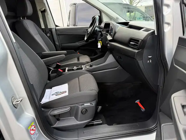 Volkswagen Caddy view 12