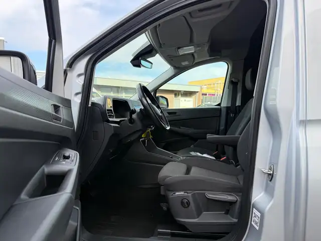 Volkswagen Caddy view 9