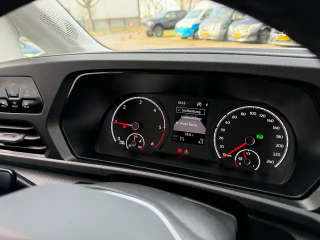 Volkswagen Caddy view 18