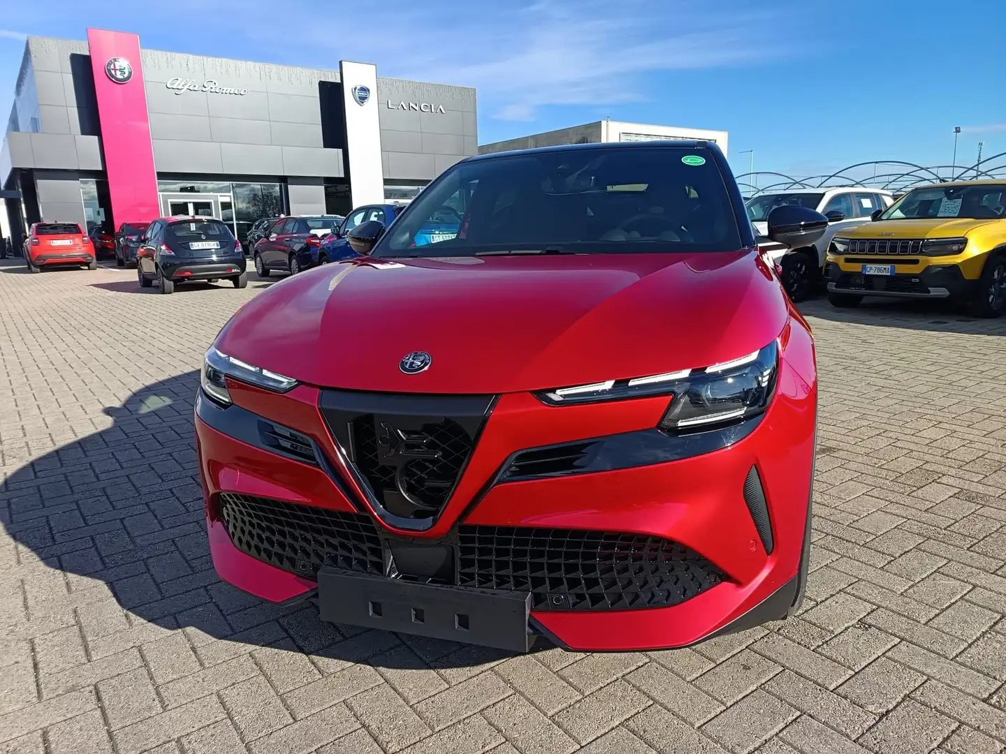 Alfa Romeo Junior Junior 1.2 156 CV Hybrid eDCT6 Speciale Rosso - 2