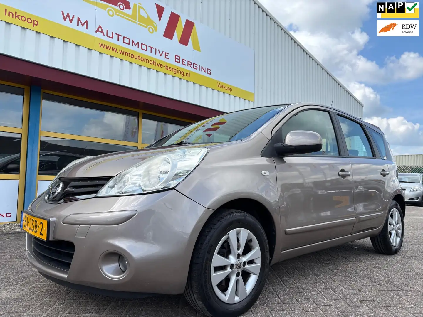 Nissan Note 1.6 AIRCO AUTOMAAT APK T/M 16-9-2026 Braun - 1