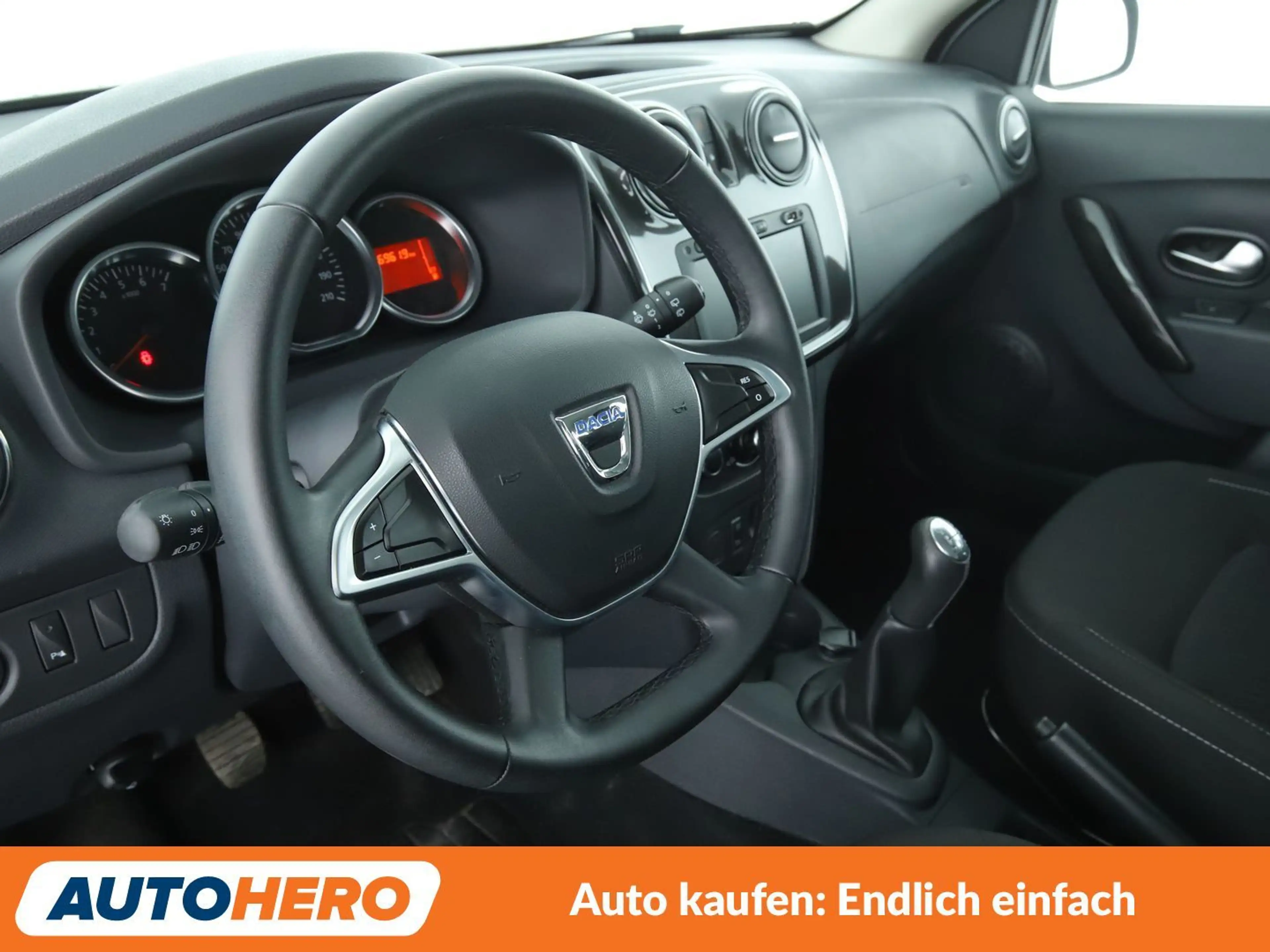 Dacia Logan 1.0 SCe Comfort*NAVI*PDC*KLIMA*TEMPO*GARANTIE* — photo 11