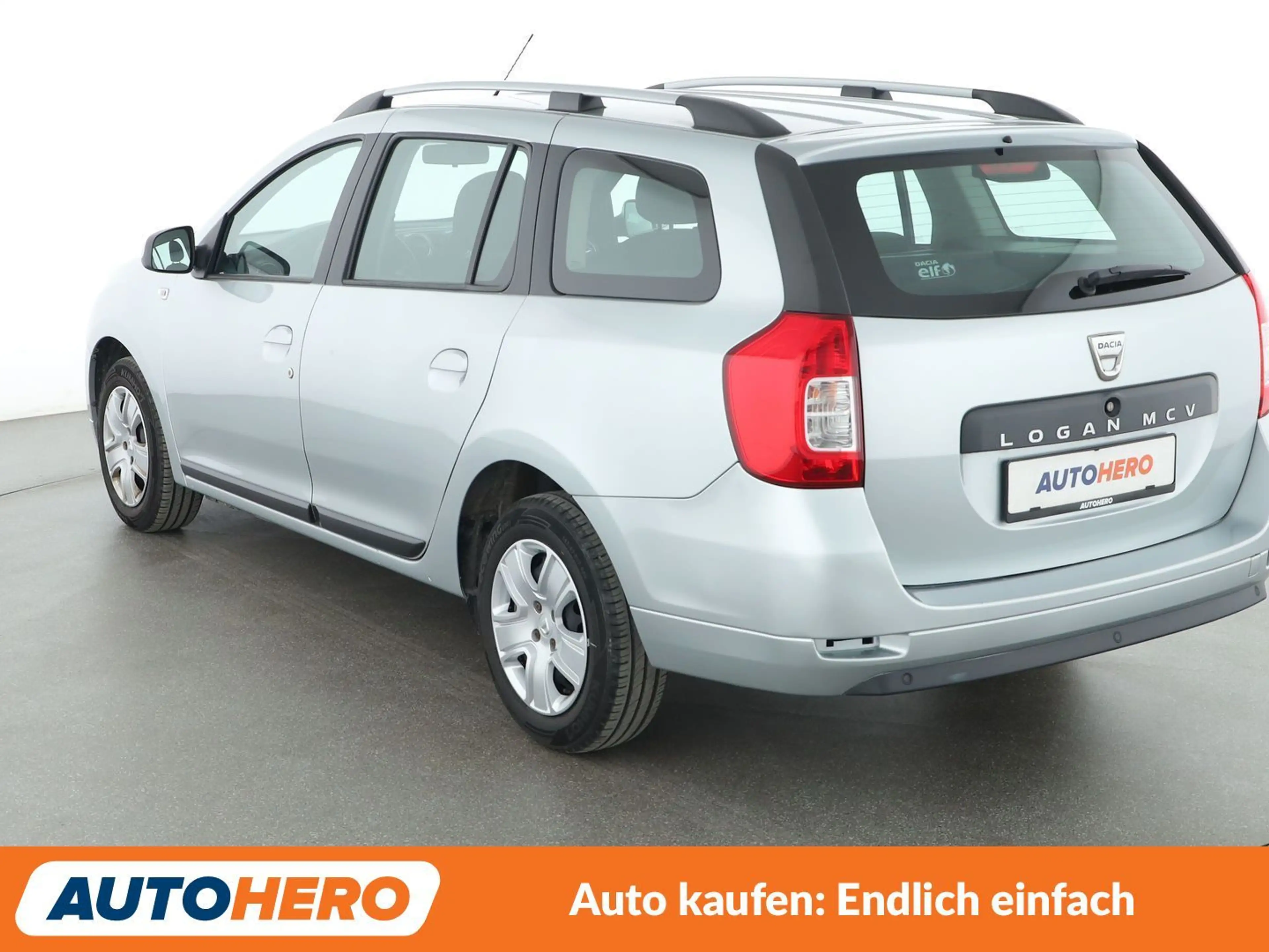 Dacia Logan 1.0 SCe Comfort*NAVI*PDC*KLIMA*TEMPO*GARANTIE* — photo 4