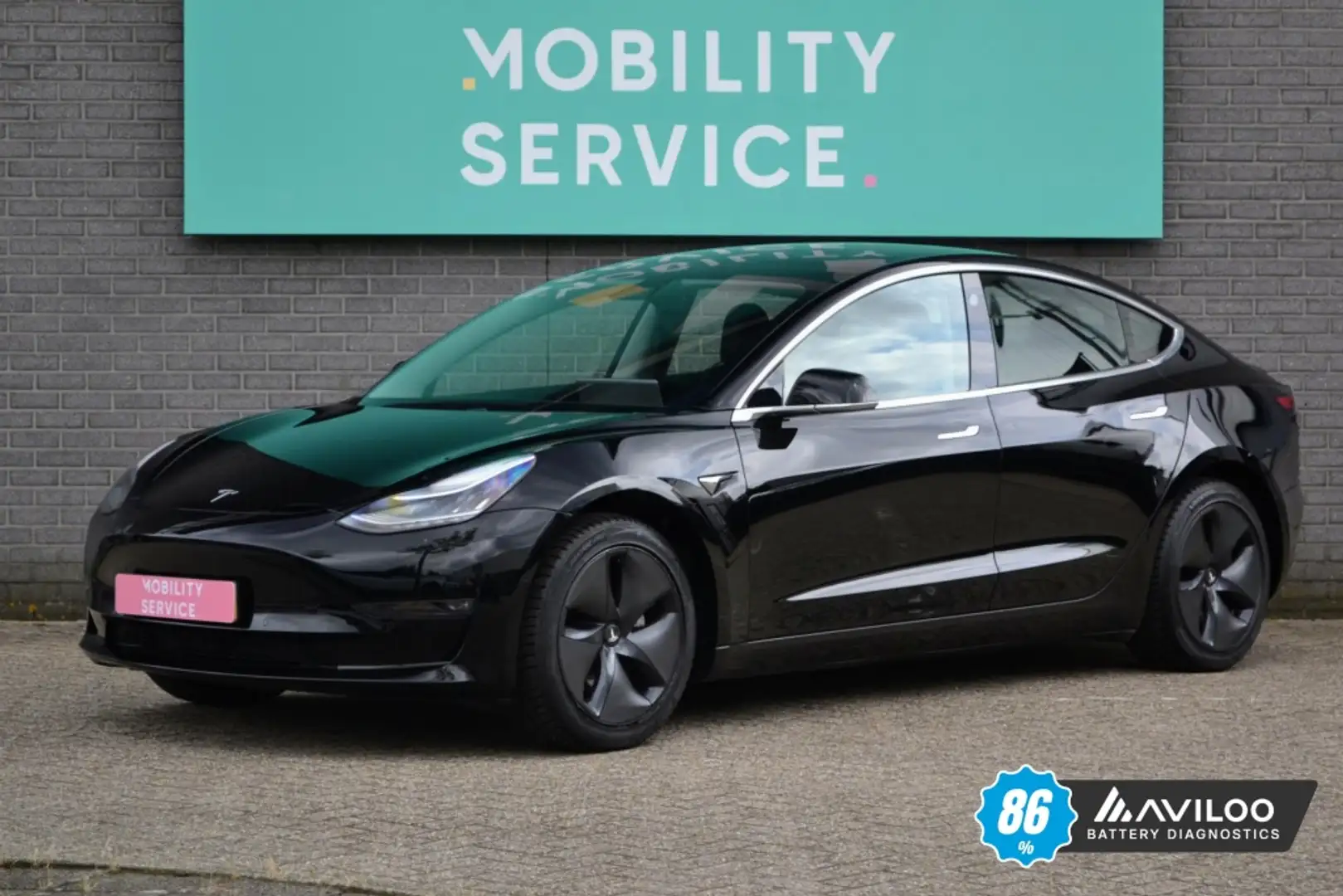 Tesla Model 3 Standard Range Plus RWD Noir - 1