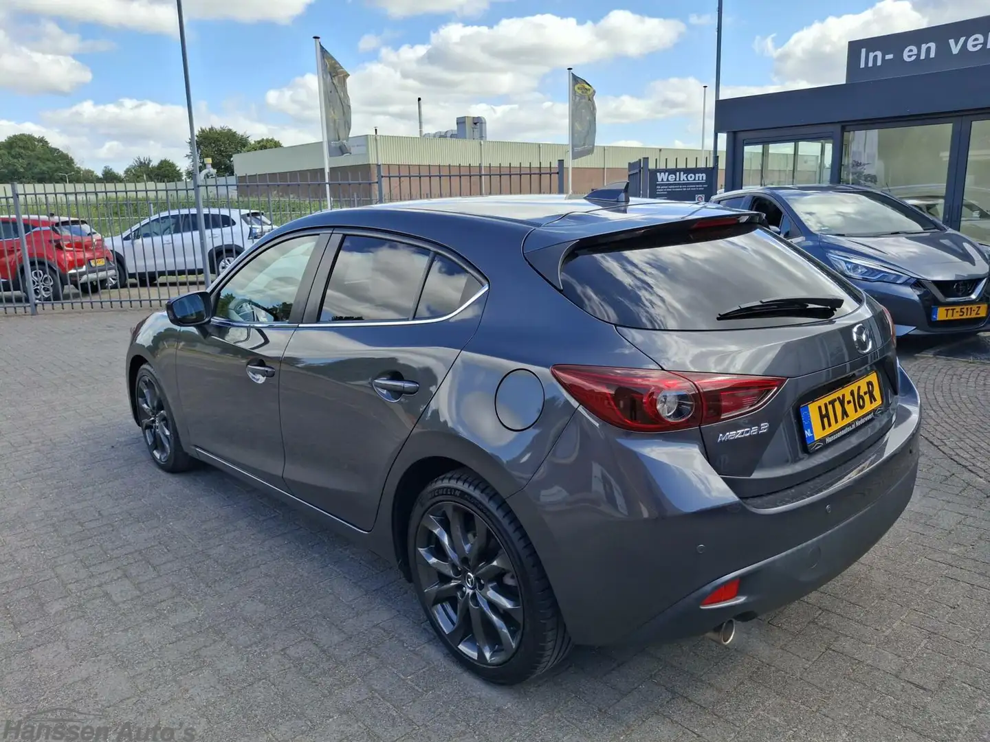 Mazda 3 2.0 SkyActiv-G 120 GT-M Grijs - 2