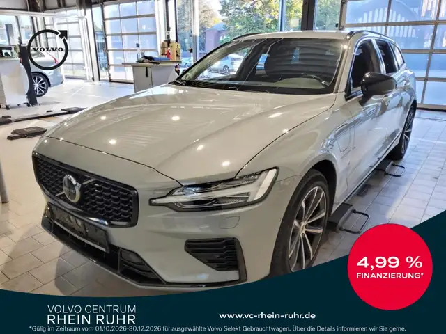 Volvo V60 T8 PLUG IN AWD PLUS DARK FAP+WINTERPAK+LM18+