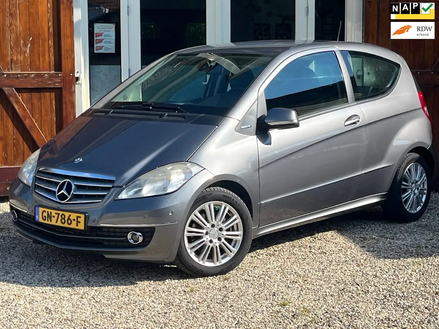 Mercedes-Benz A 200 Turbo Elegance Automaat Grijs - 1