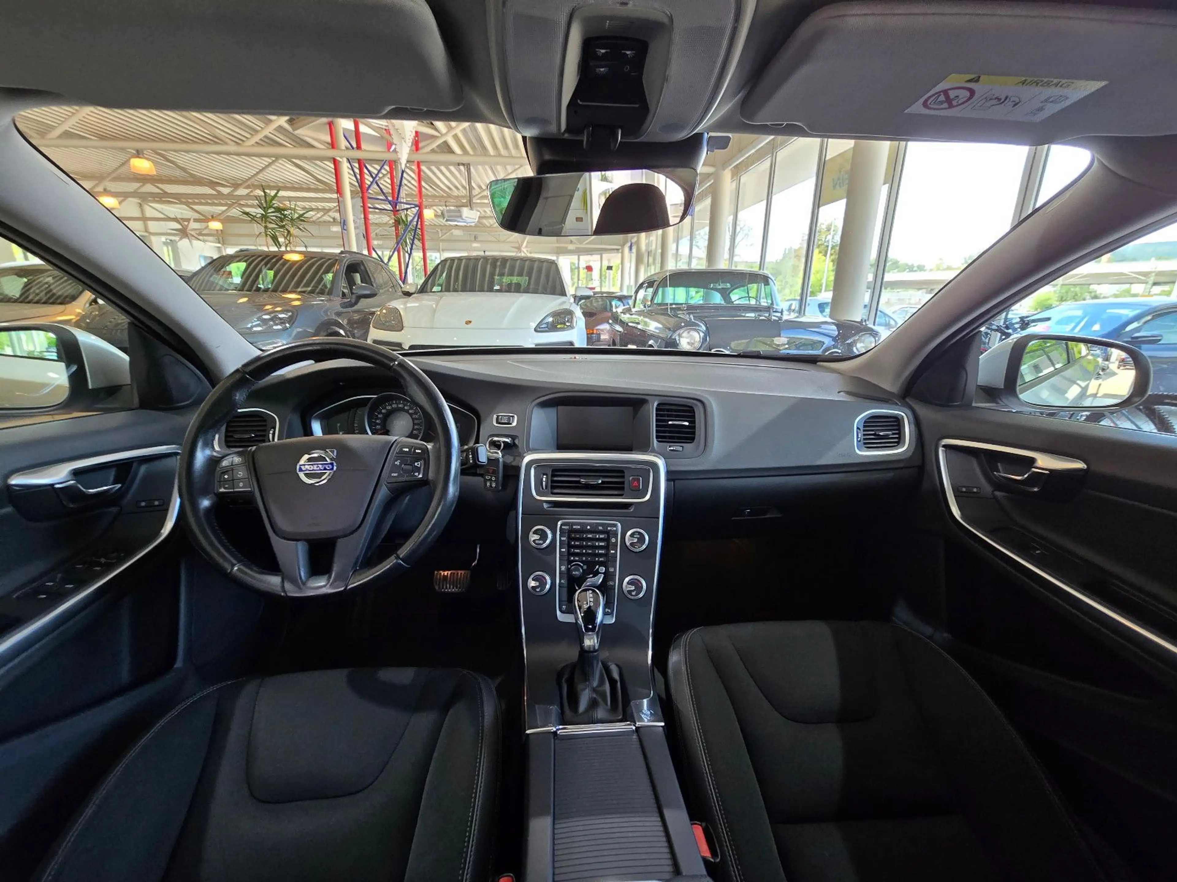 Volvo S60 Lim. Business Edition+NAVI+TEILLEDER+XENON+ — photo 10