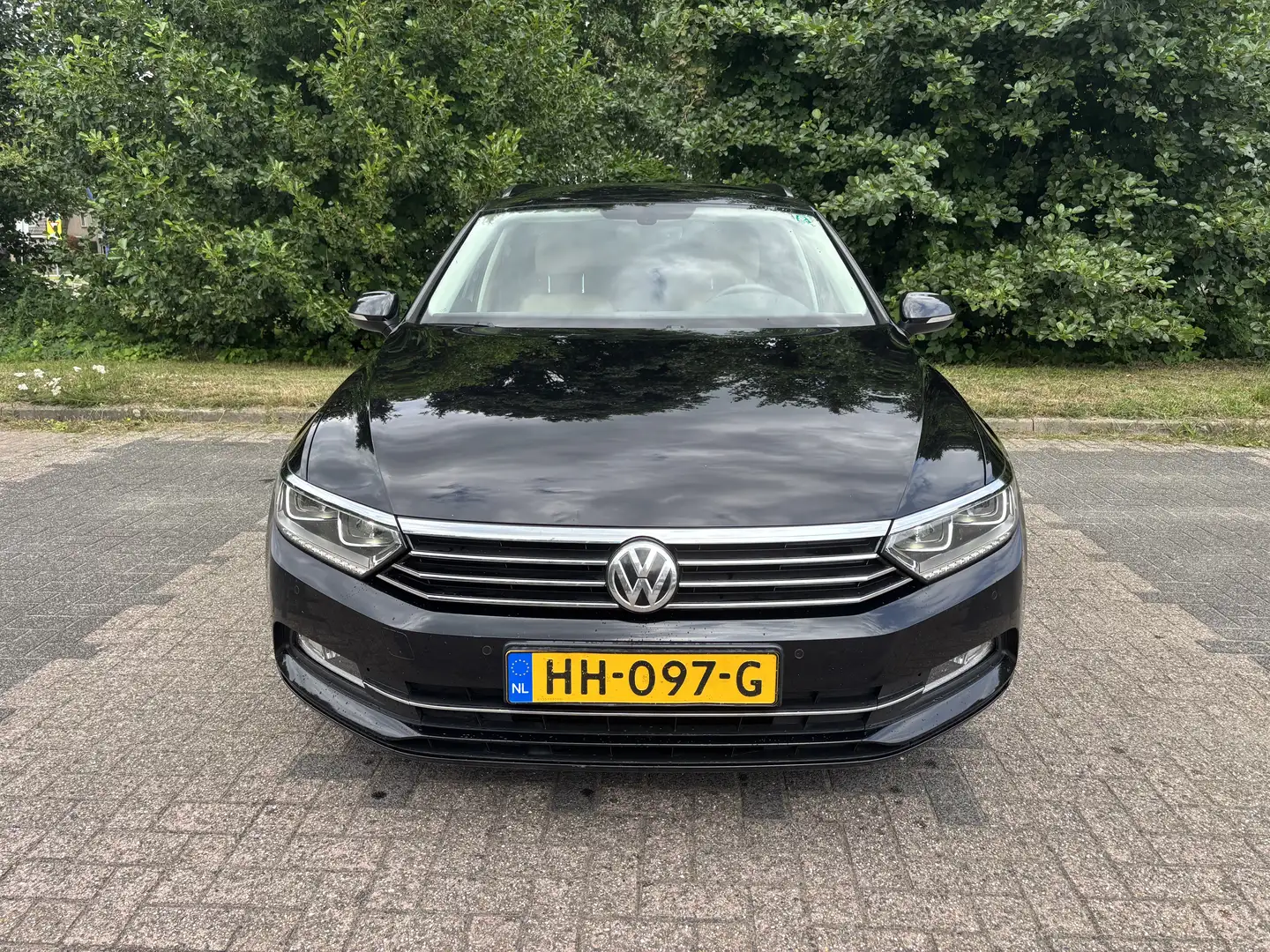 Volkswagen Passat 1.6 TDI Business Edition Siyah - 2