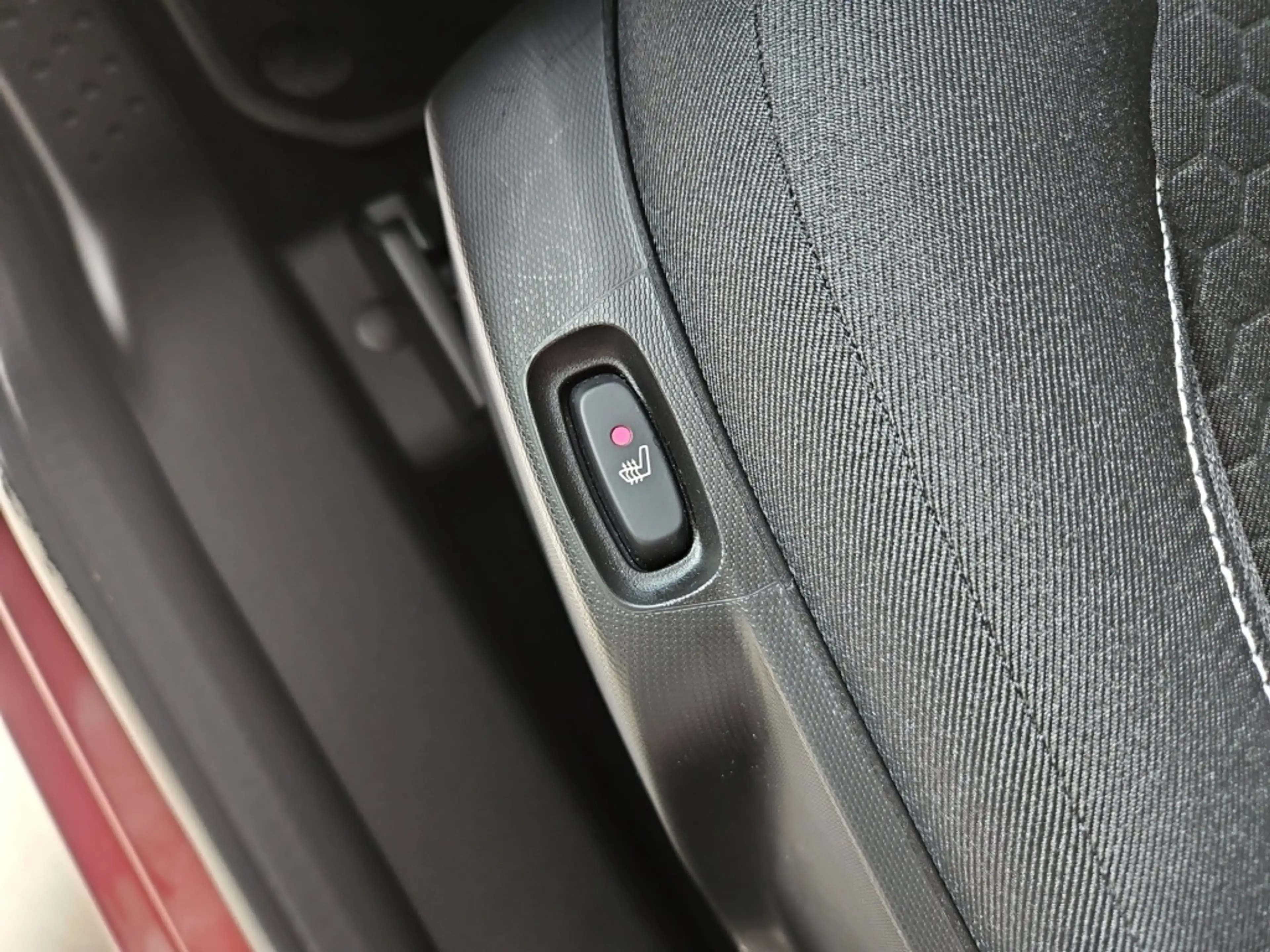 smart forTwo EQ  Pano Tempomat Navi LED SHZ SpurH KAM — photo 13
