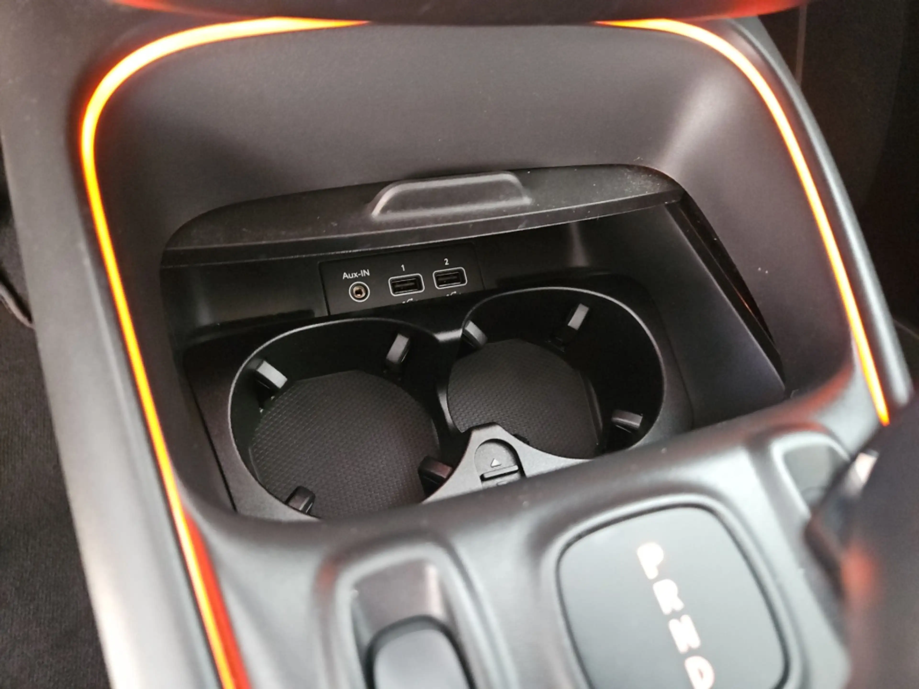 smart forTwo EQ  Pano Tempomat Navi LED SHZ SpurH KAM — photo 15
