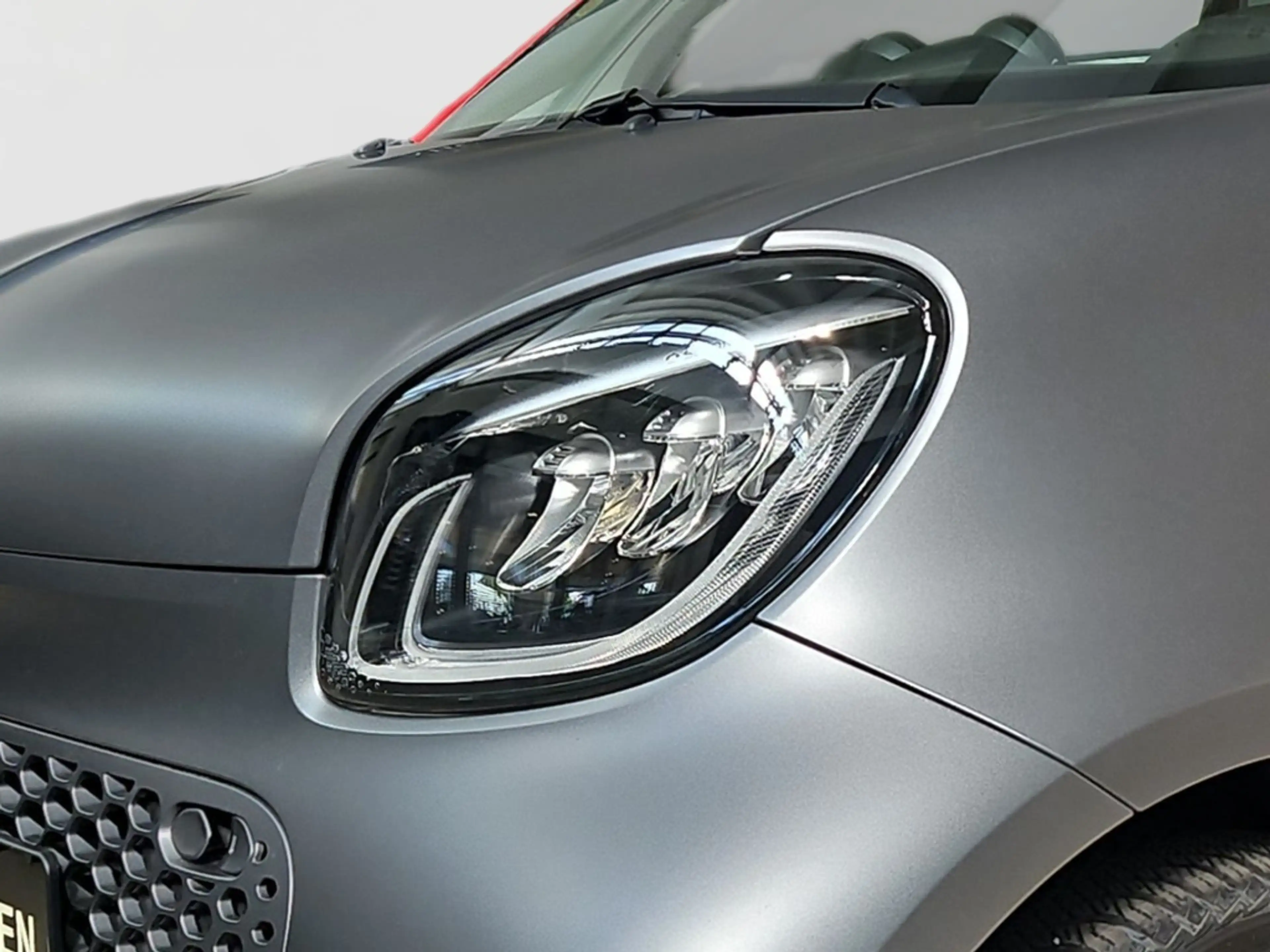smart forTwo EQ  Pano Tempomat Navi LED SHZ SpurH KAM — photo 5