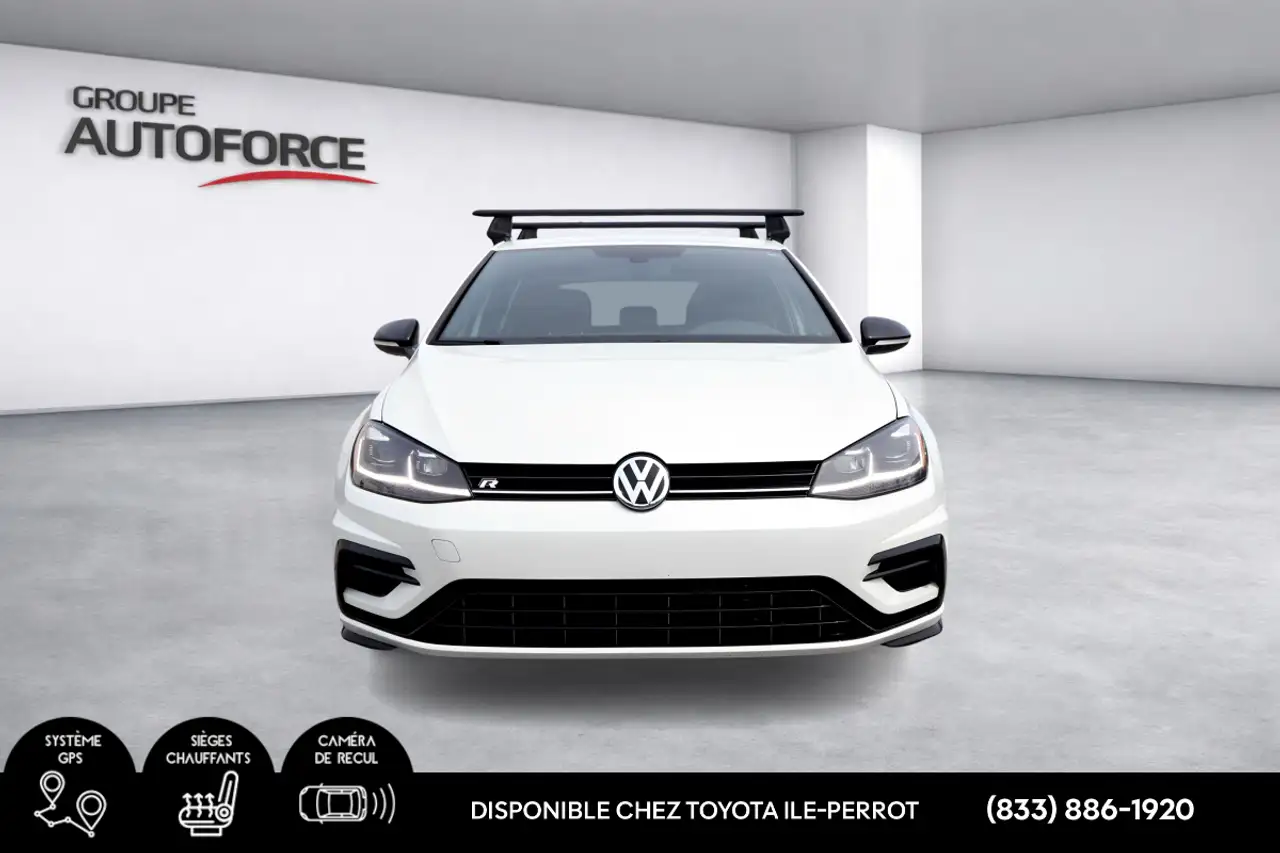 Volkswagen Golf R photo Volkswagen Golf R