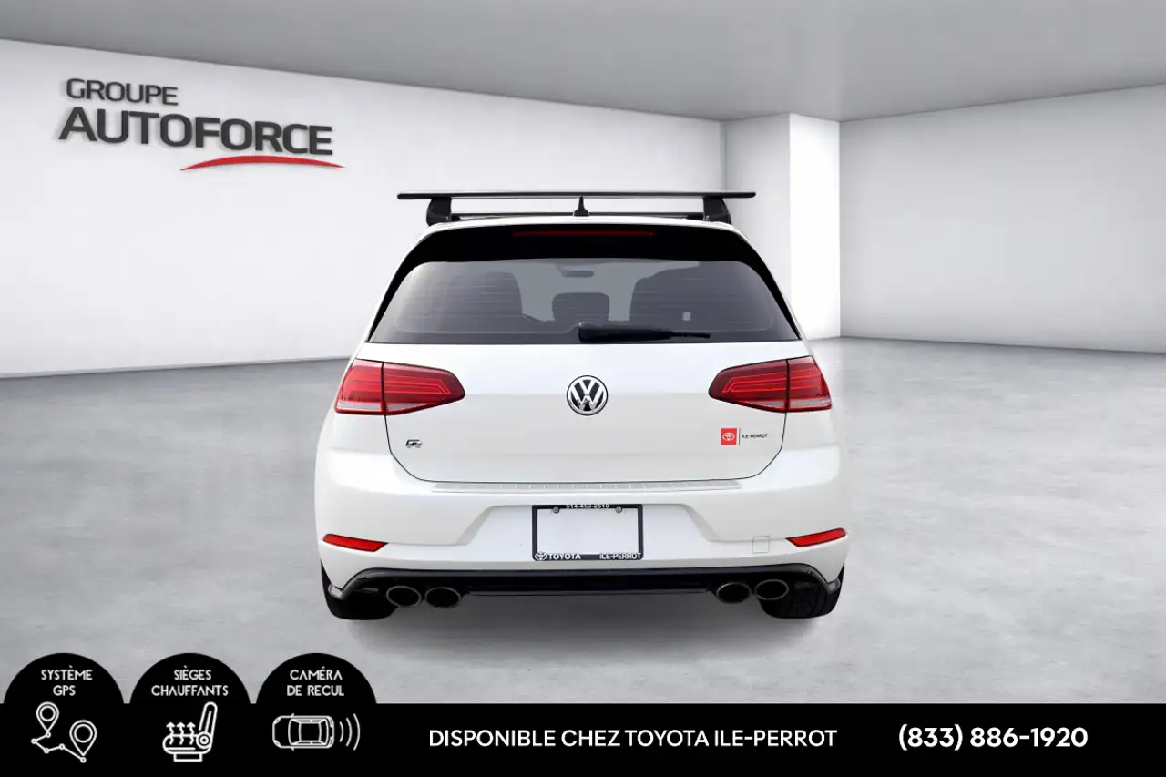 Volkswagen Golf R photo Volkswagen Golf R