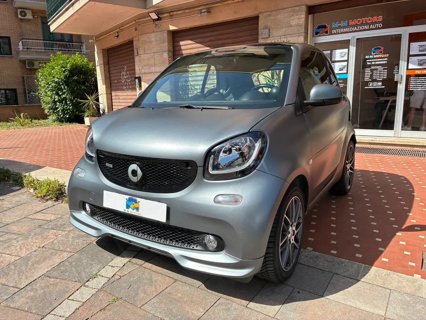 smart forTwo 0.9 t Brabus Xclusive twinamic 110 cv Szürke - 1