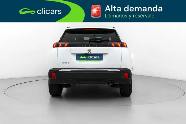 Peugeot 2008 view 4