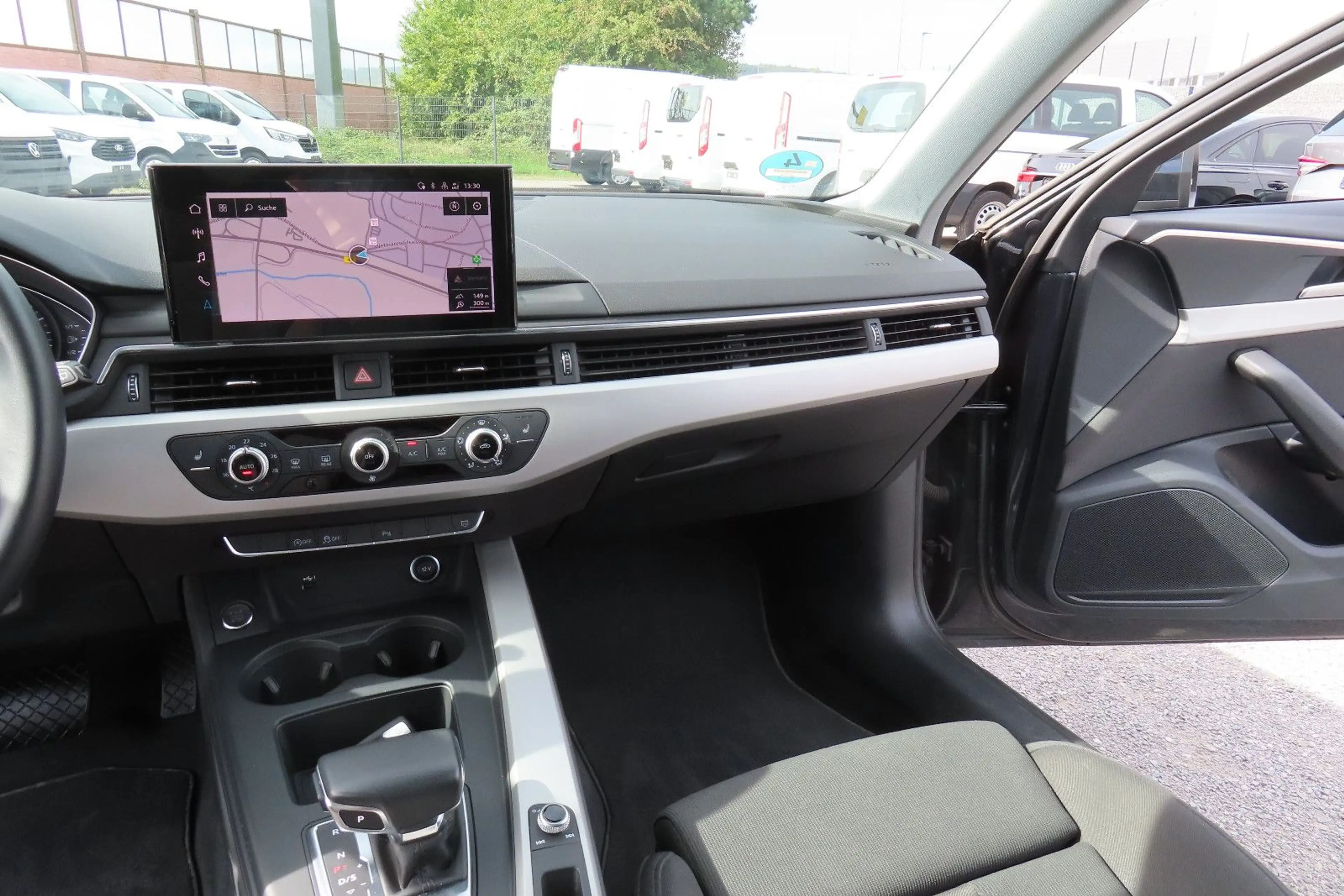 Audi A4 Av 35 TDI DSG Navi Panorama HeadUp Kamera AHK — photo 23