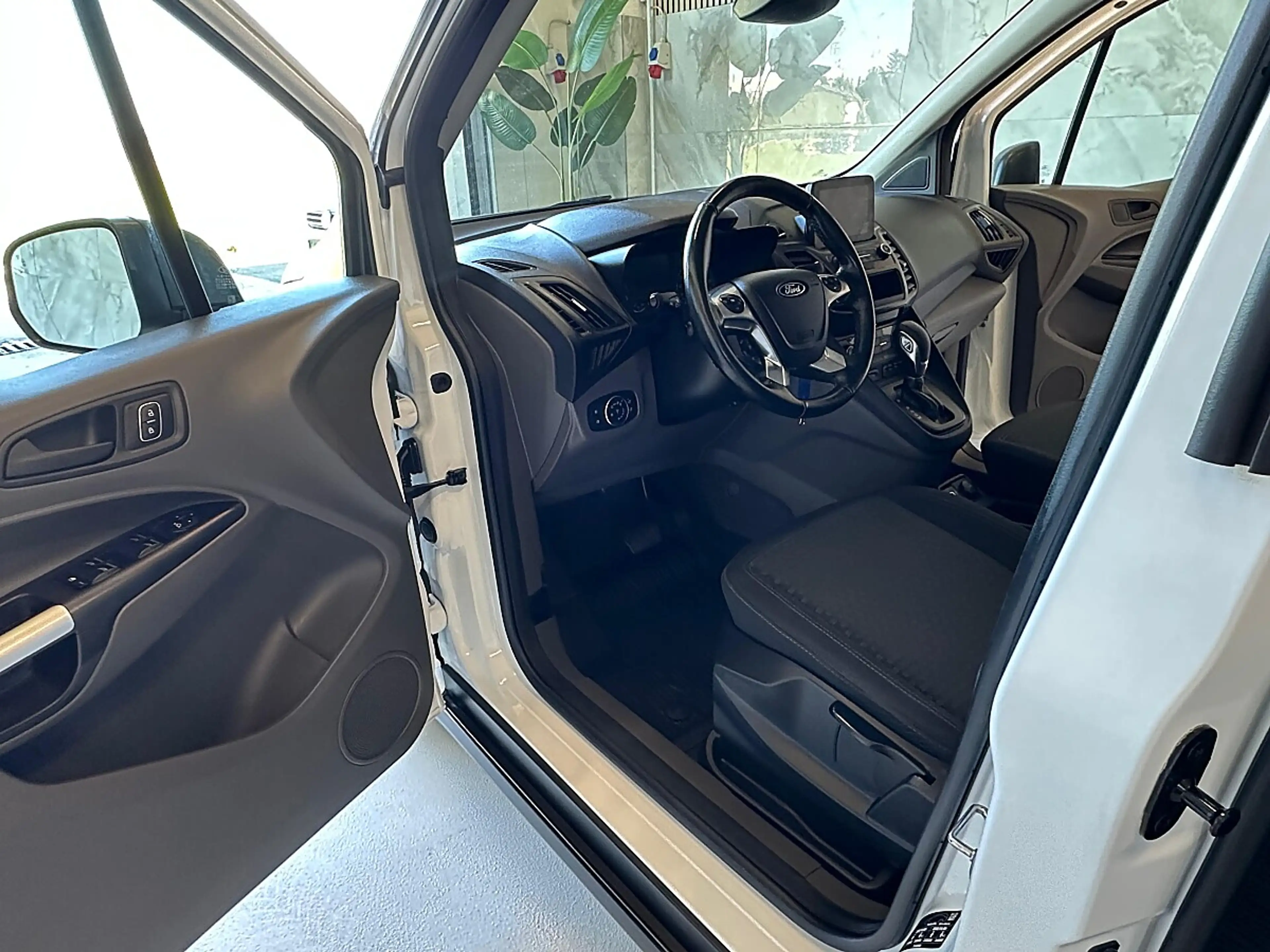 Ford Transit Connect Kombi Trend 240 1,5 EcoBlue L1 Aut. Rückfahrkam... — photo 11