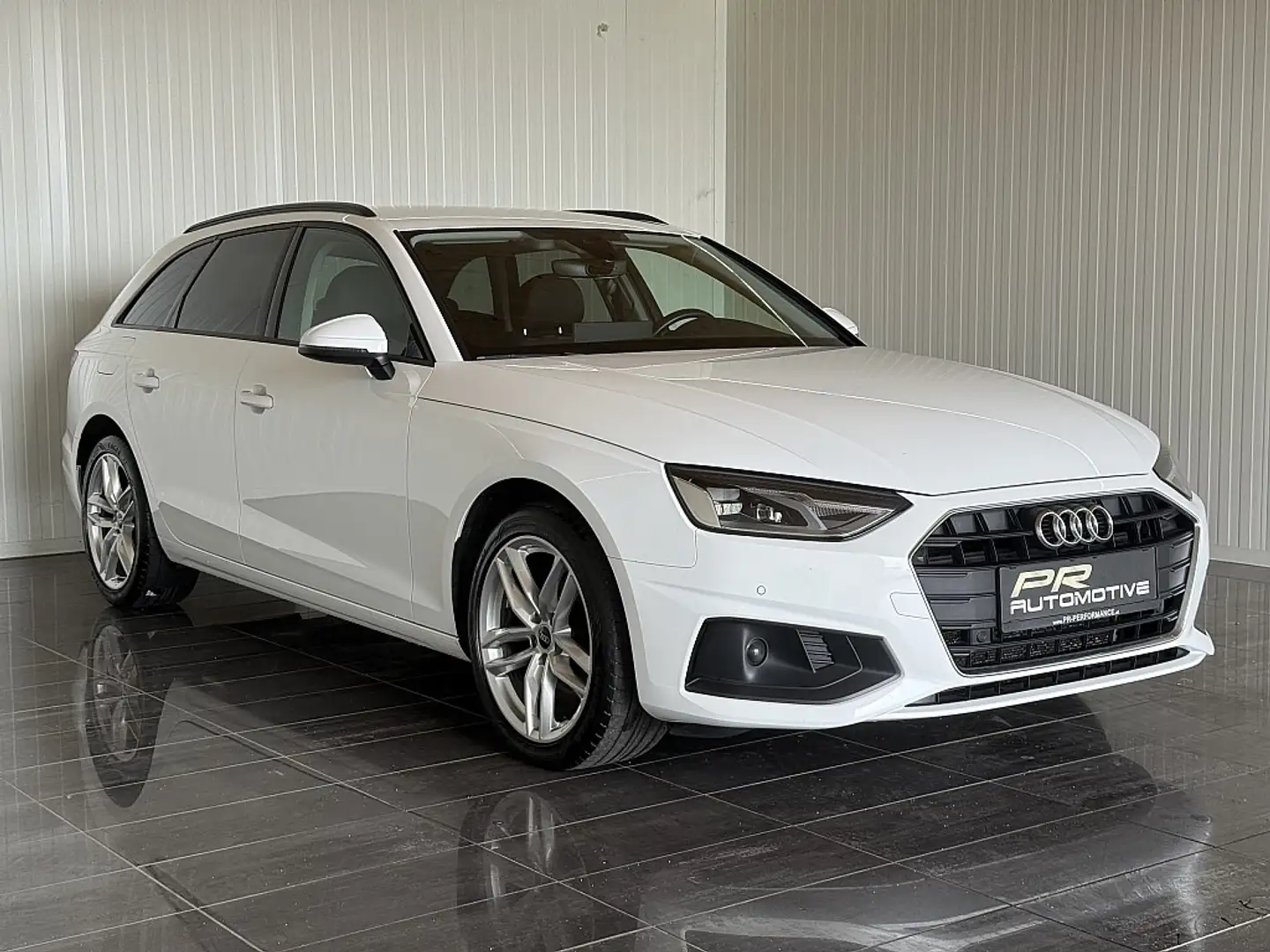Audi A4 Avant 35 2,0TDI S-tronic MASSAGE*SHZG*KAMERA*LED Bianco - 2