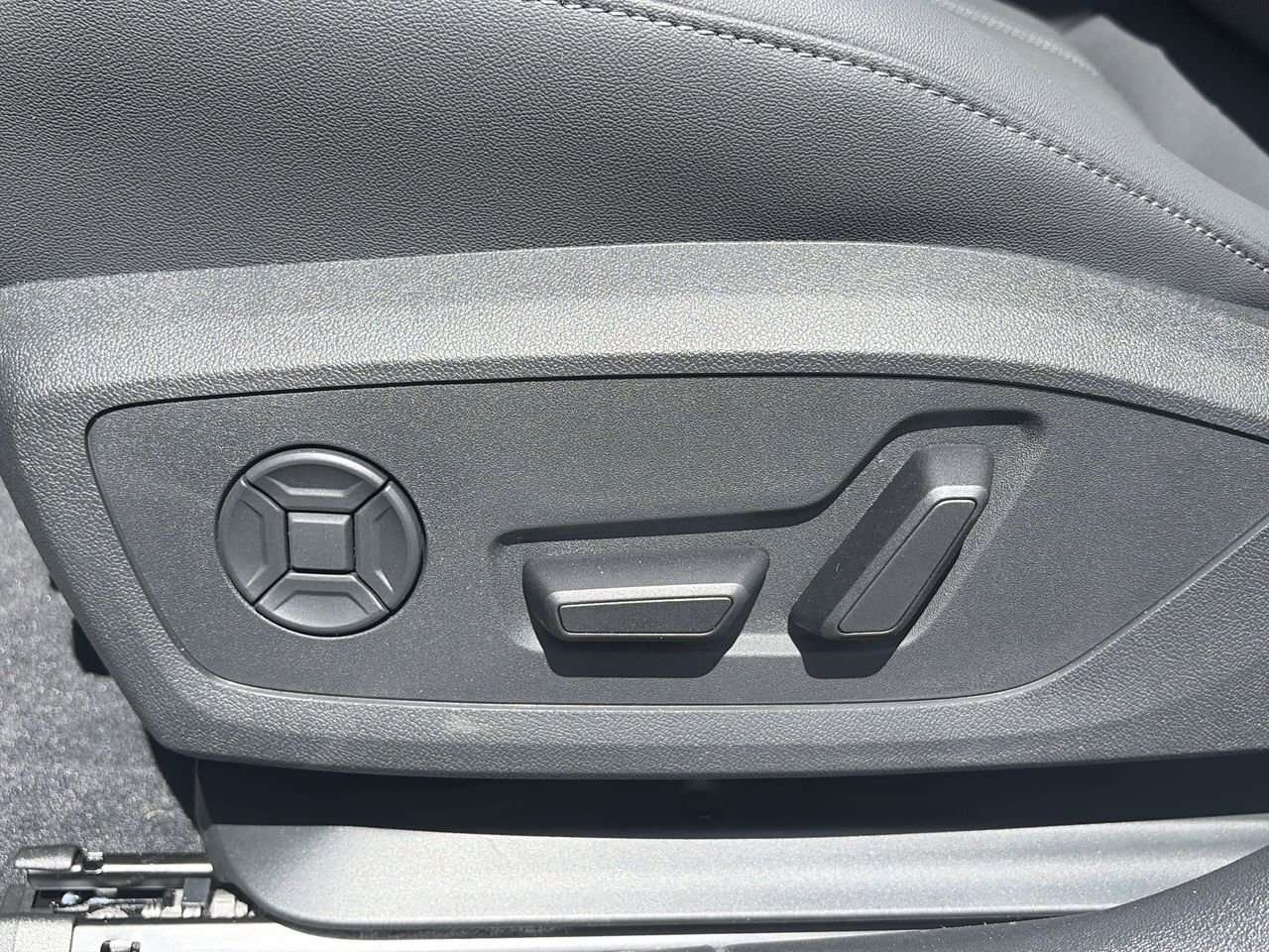 2026 Audi A5 TFSI Technik TECHNIK | B&O SOUND WITH HEADREST SPE thumb 20