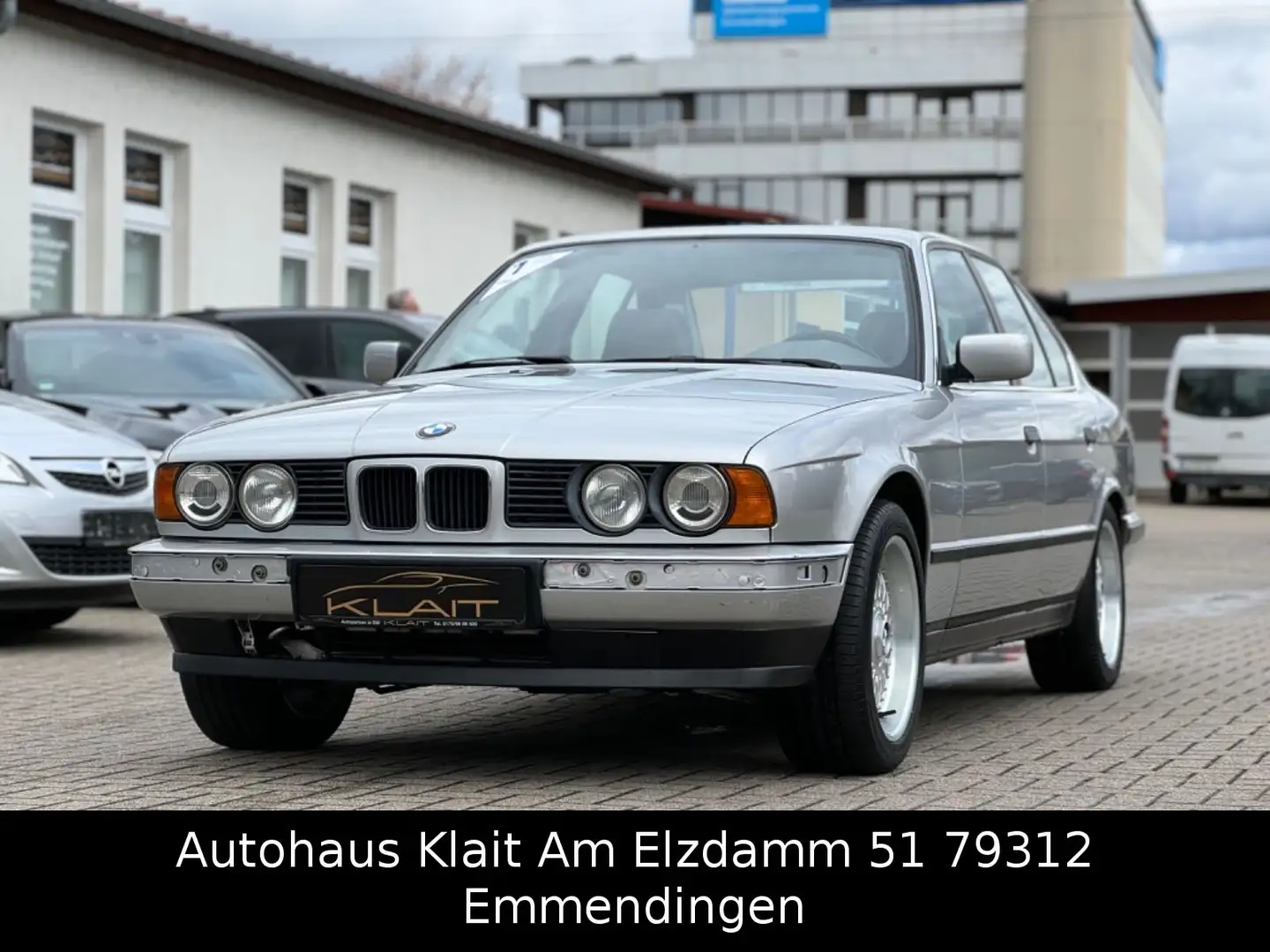 BMW 520 i Limousine 2.Hand Automatik Scheckheft Zilver - 1