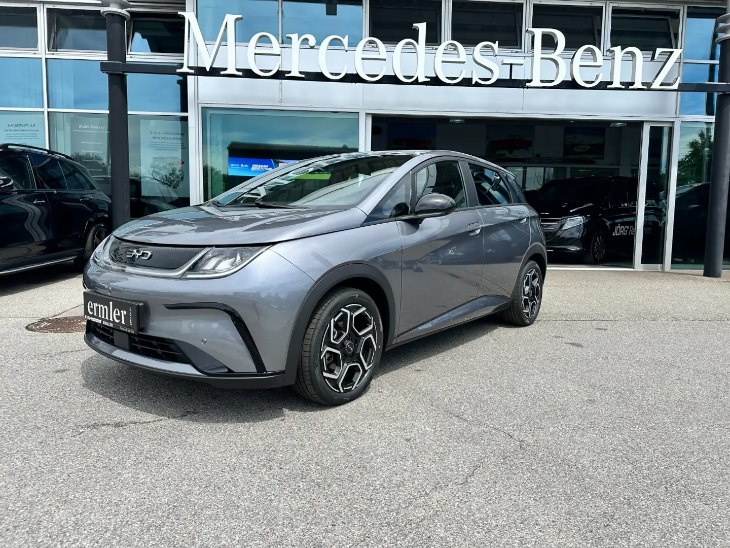 BYD Dolphin 2025 Comfort Vorführwagen * AKTION Grau - 2