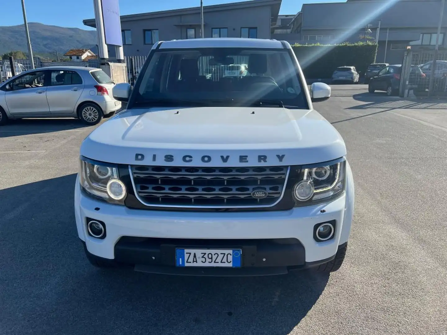 Land Rover Discovery 3.0 tdV6 SE 211cv auto my14 Fehér - 2