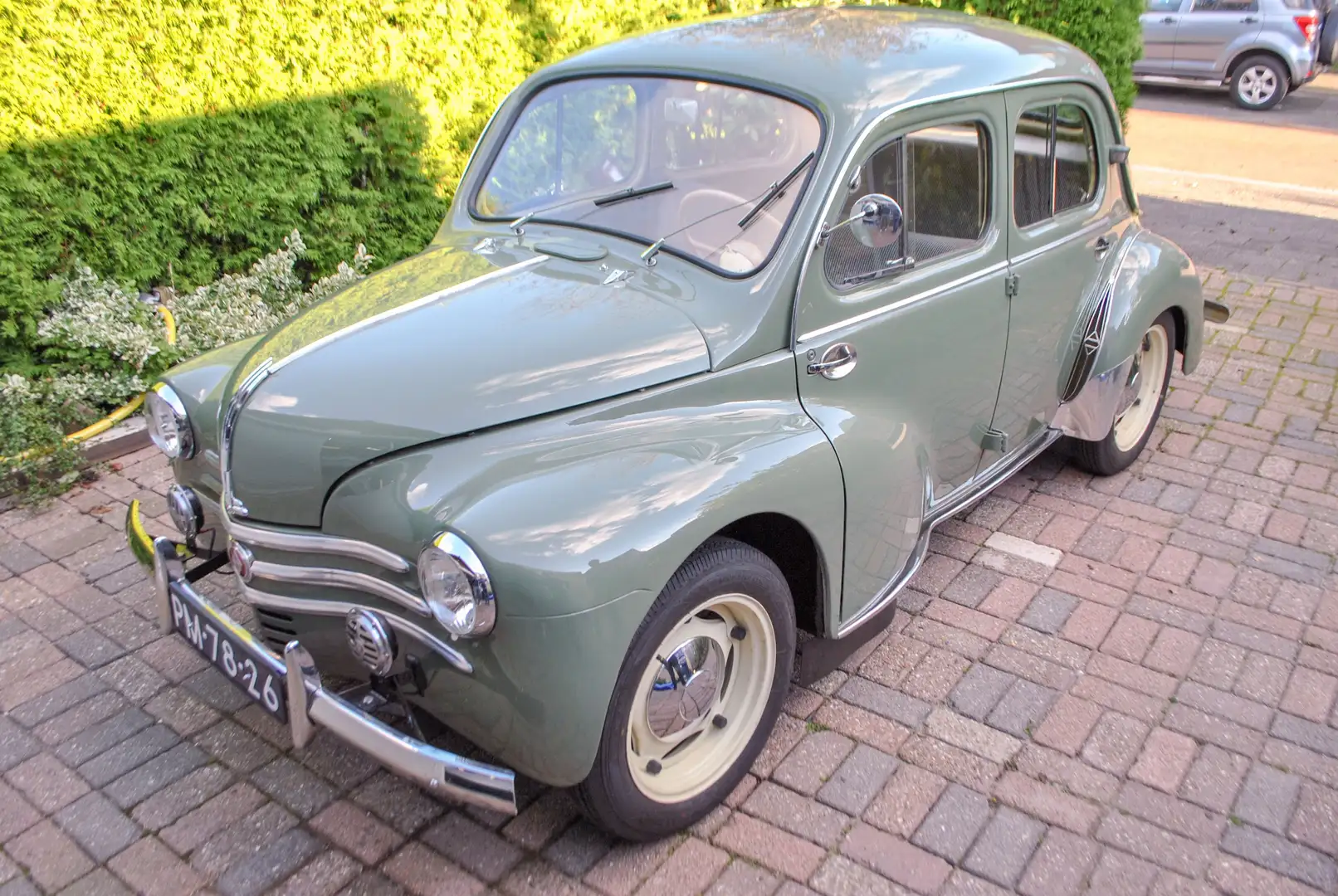 Renault 4CV Groen - 2