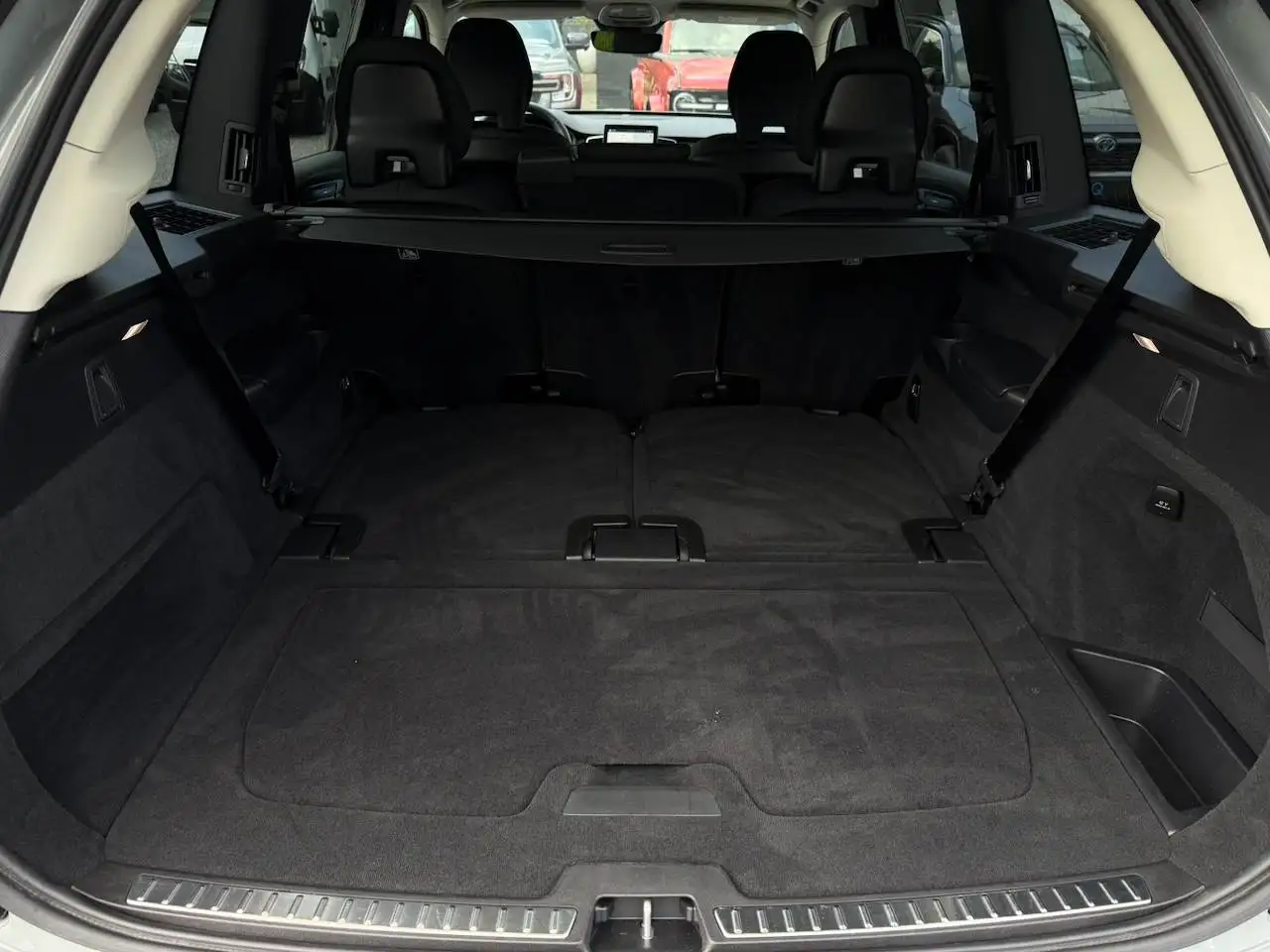 Volvo XC90 T8 PHEV PLUS DARK 7-ZIT HARMAN KARDON MEMORY SEATS APPLE CARPLAY, миниатюра 11