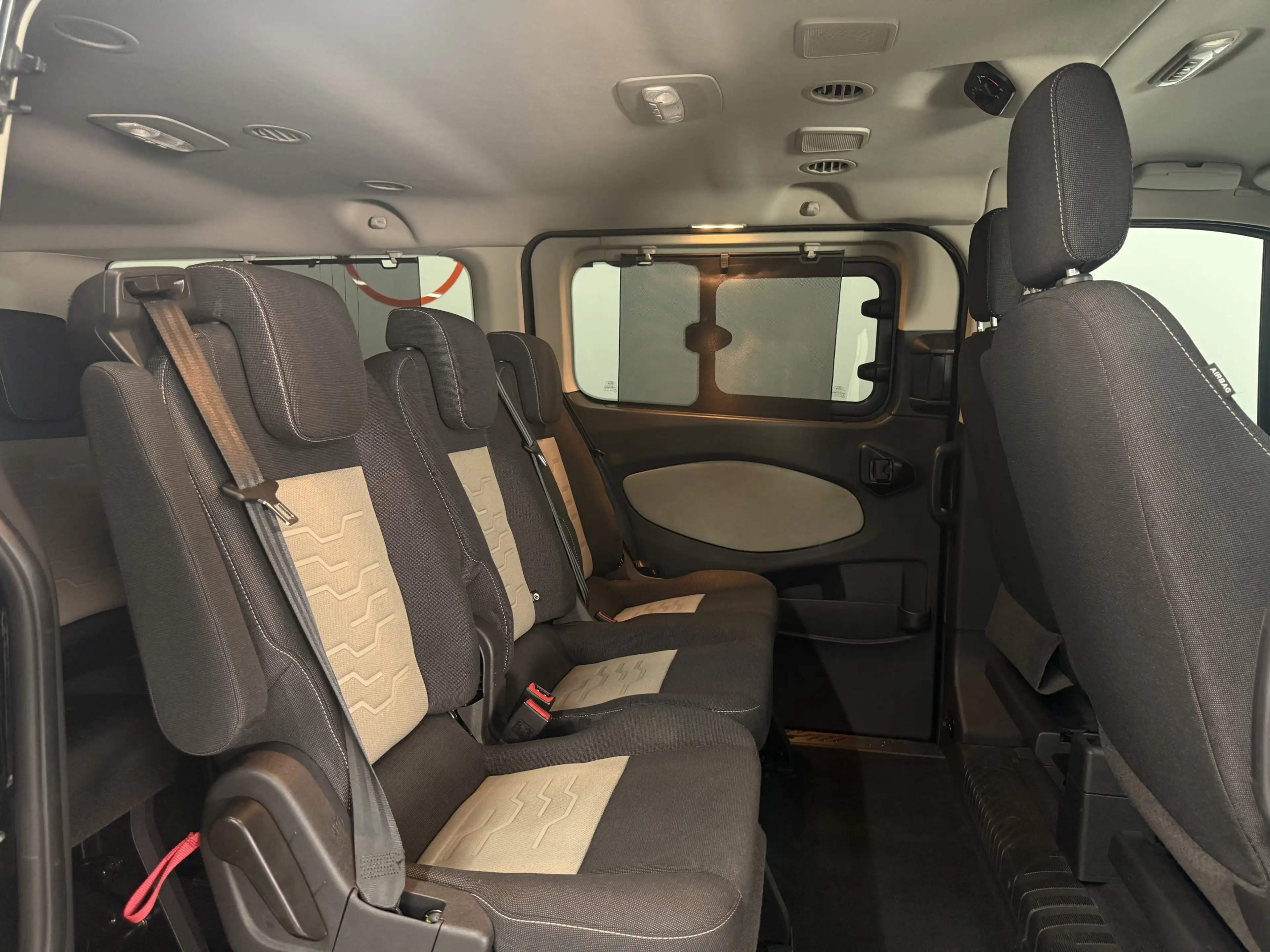 Ford Tourneo Custom 310 L2 Titanium R-Kam ACC AHK STH — photo 12